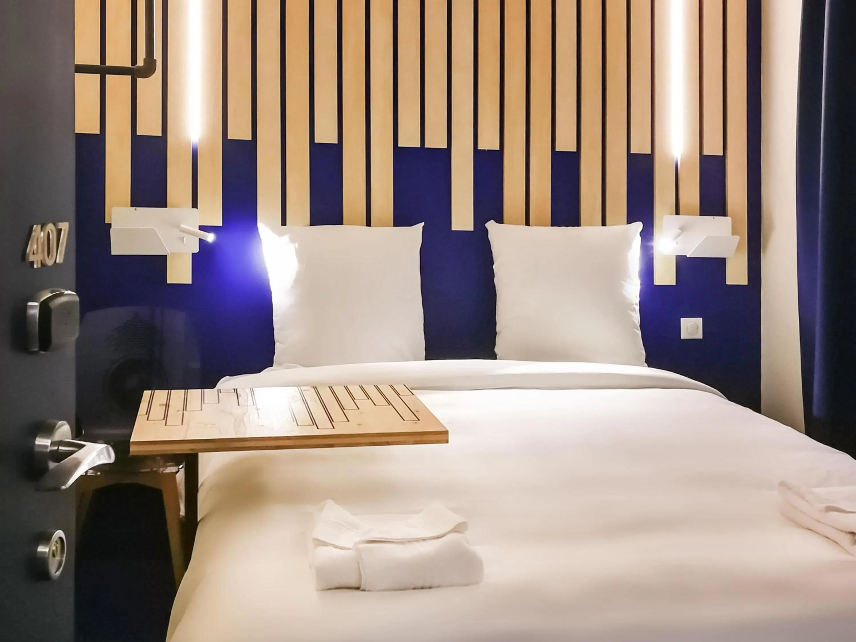 Bedroom, Bed in ibis Styles Paris Opera Lafayette