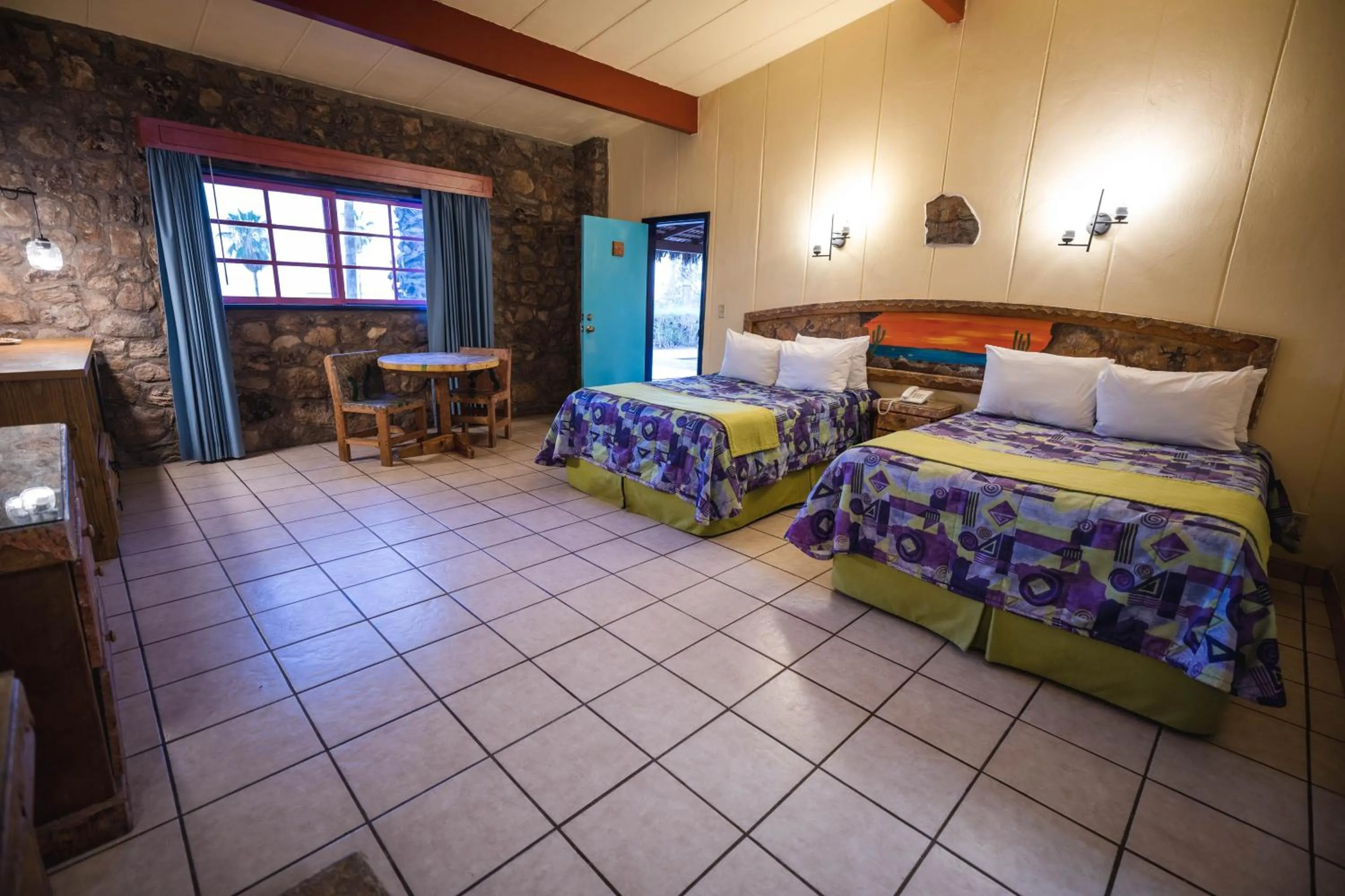 Photo of the whole room, Bed in Hotel Oasis