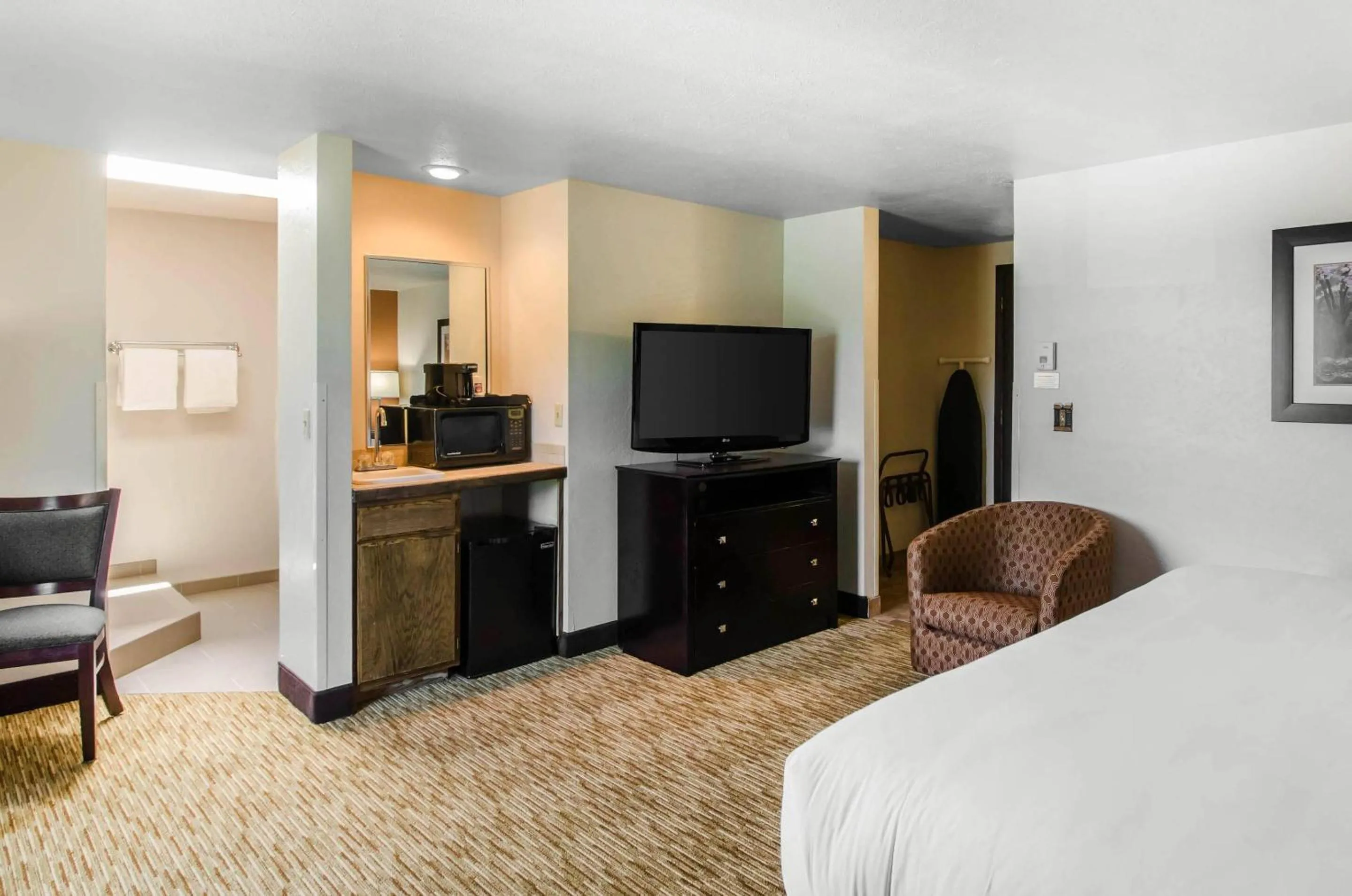 Bedroom, Bed in Comfort Inn & Suites Ashland