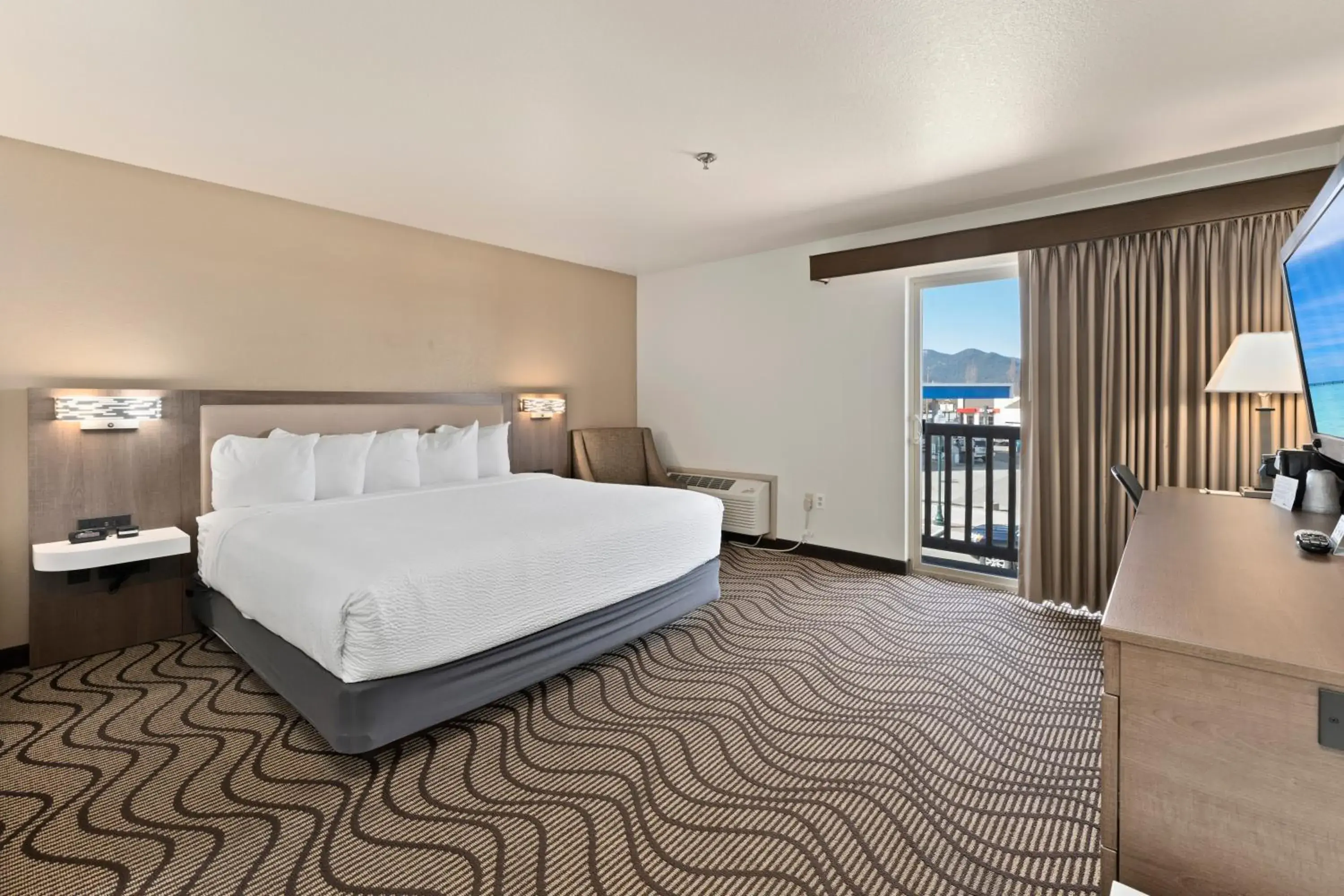 Bed in Cedar Street Hotel & Suites Bed in Cedar Street Hotel & Suites