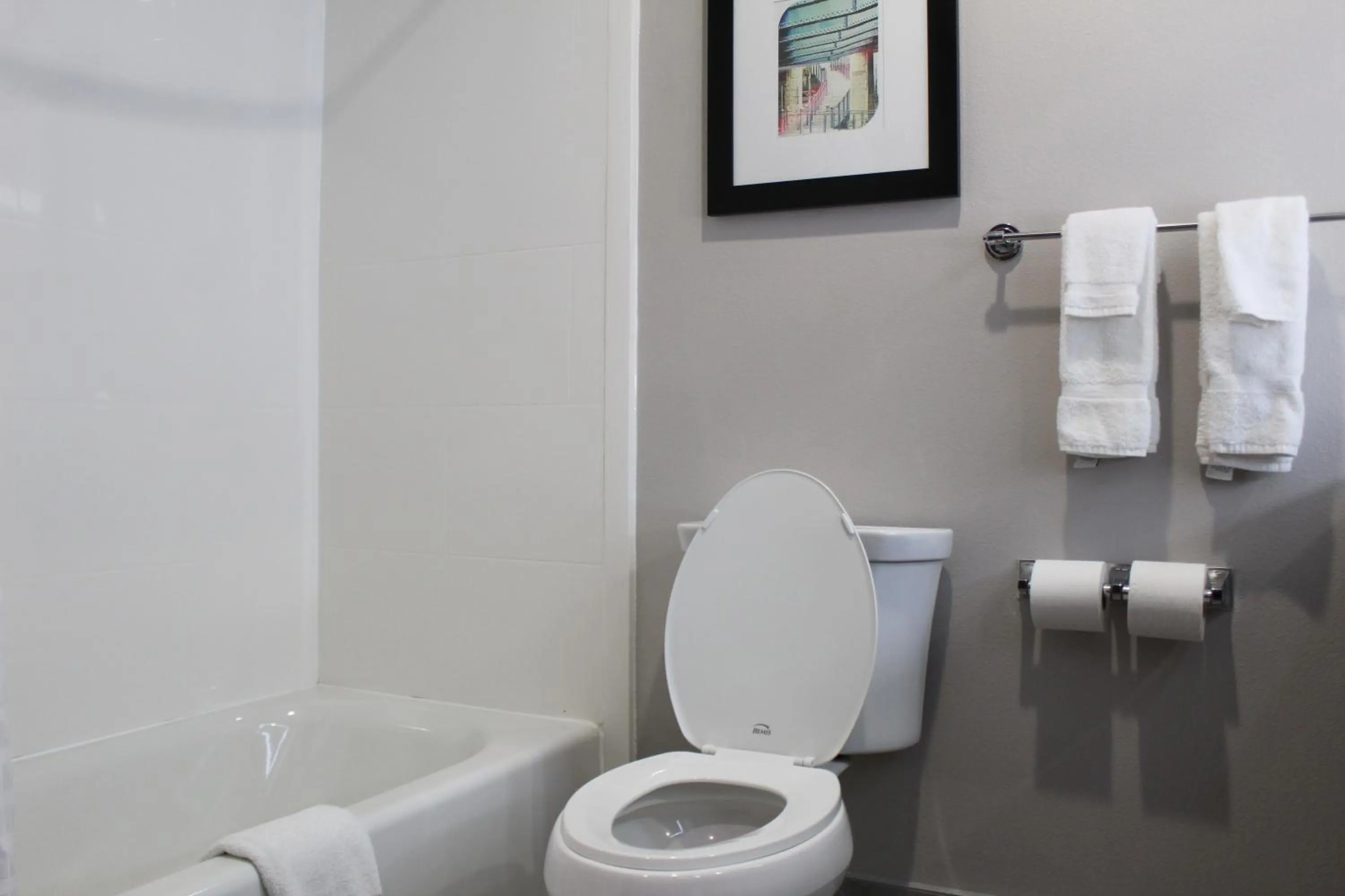 Bathroom in La Quinta Inn and Suites by Wyndham - Schertz