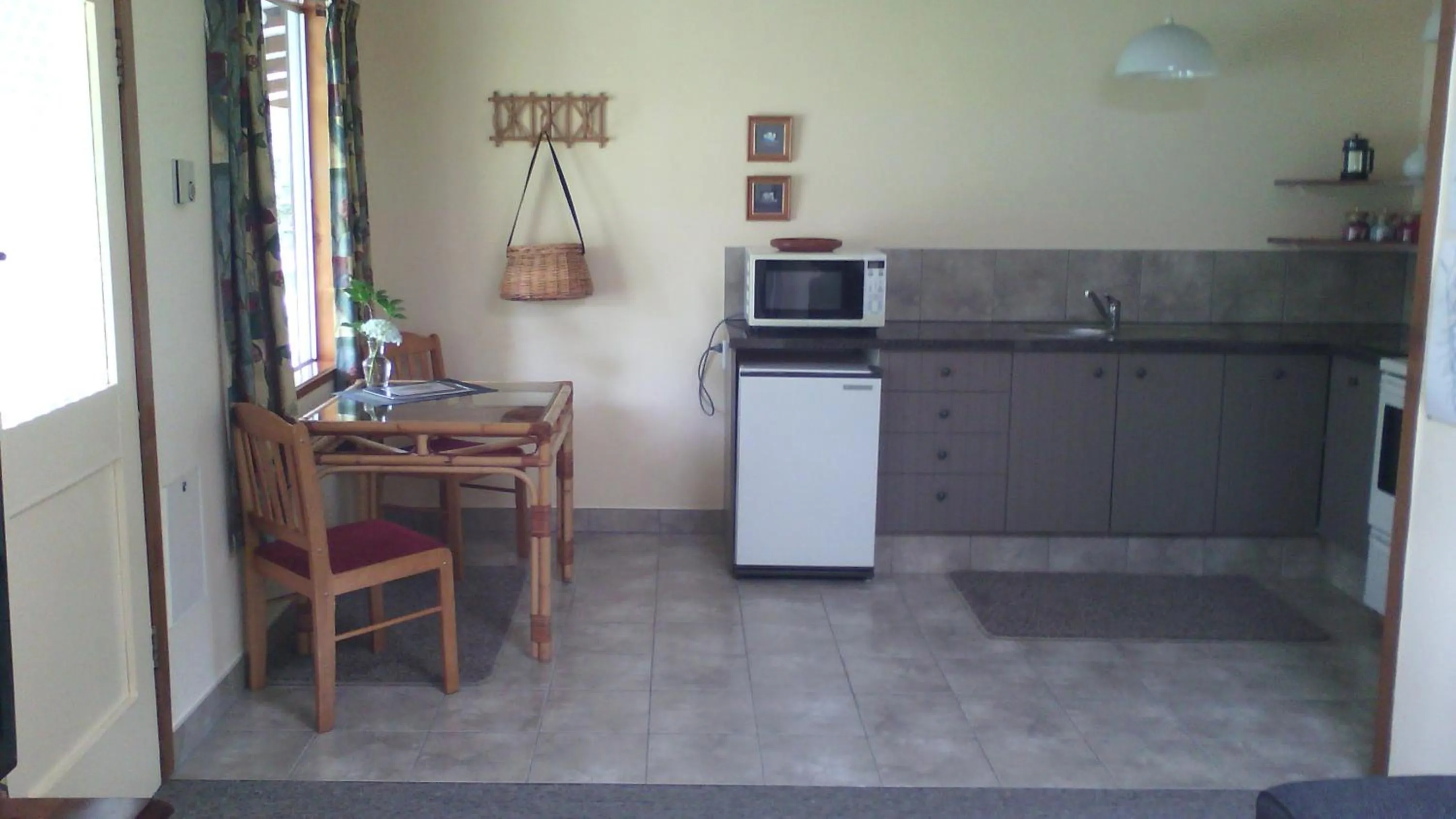 Kitchen or kitchenette in Creel Lodge