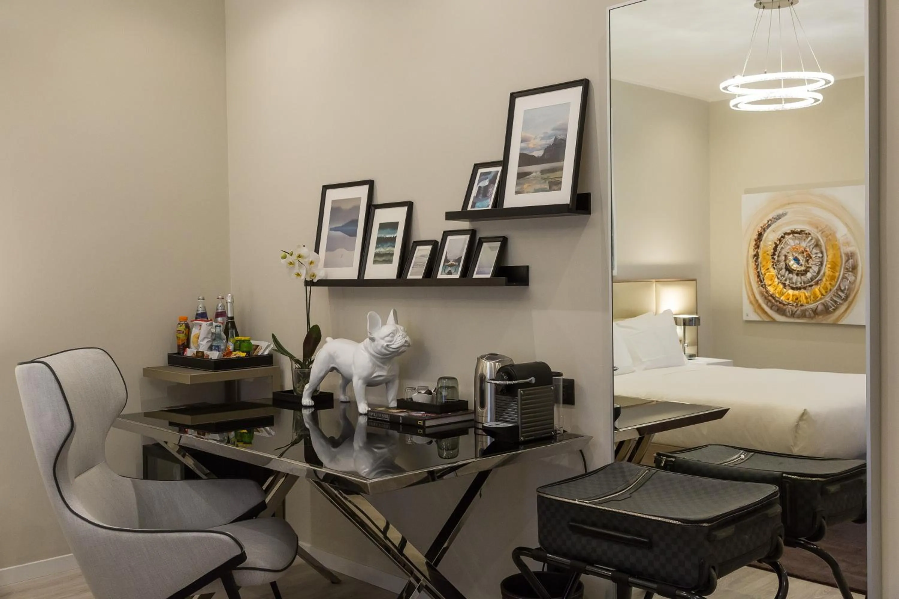 Photo of the whole room in Clementi Portrait