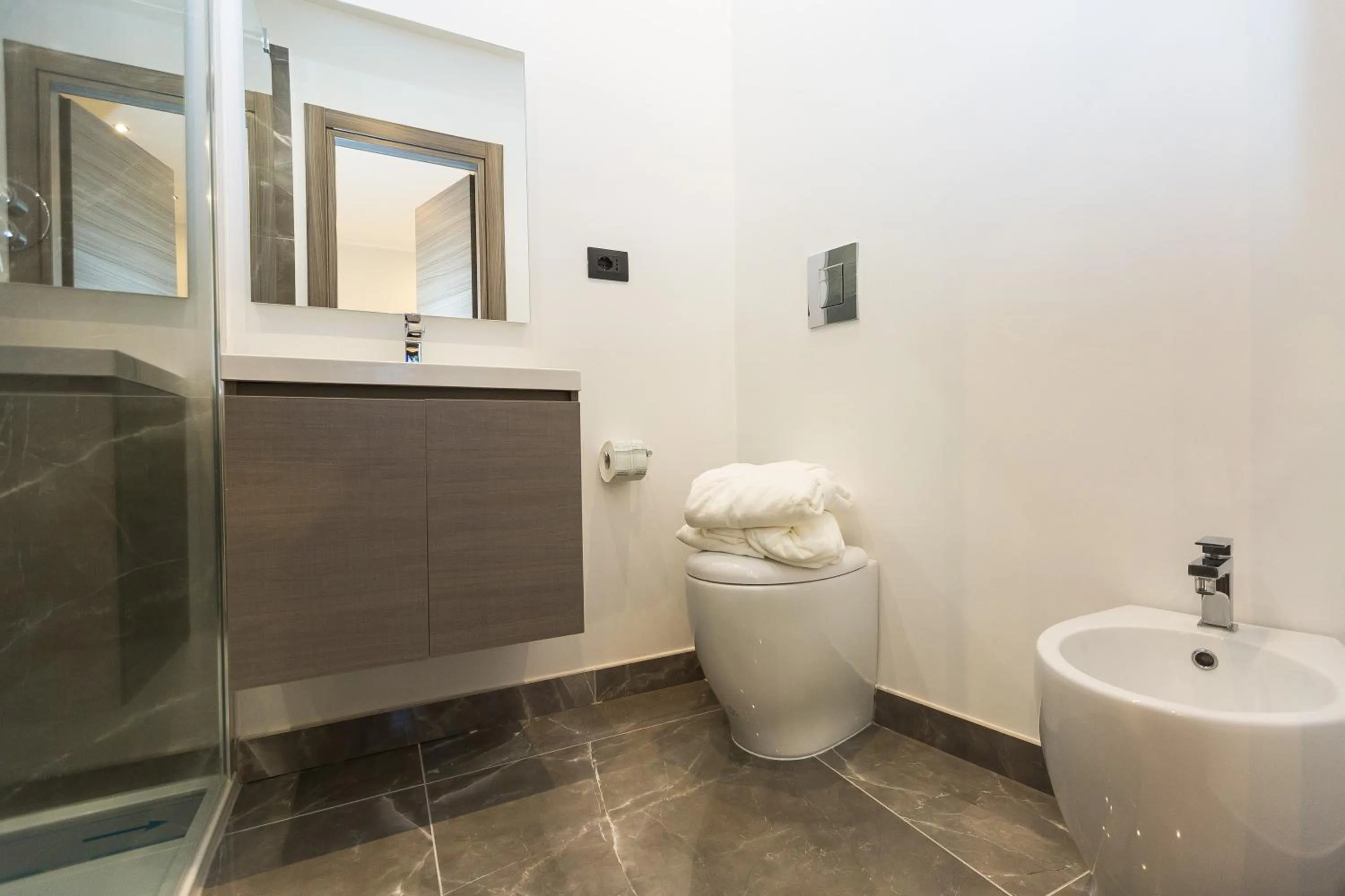 Bathroom in Clementi Portrait