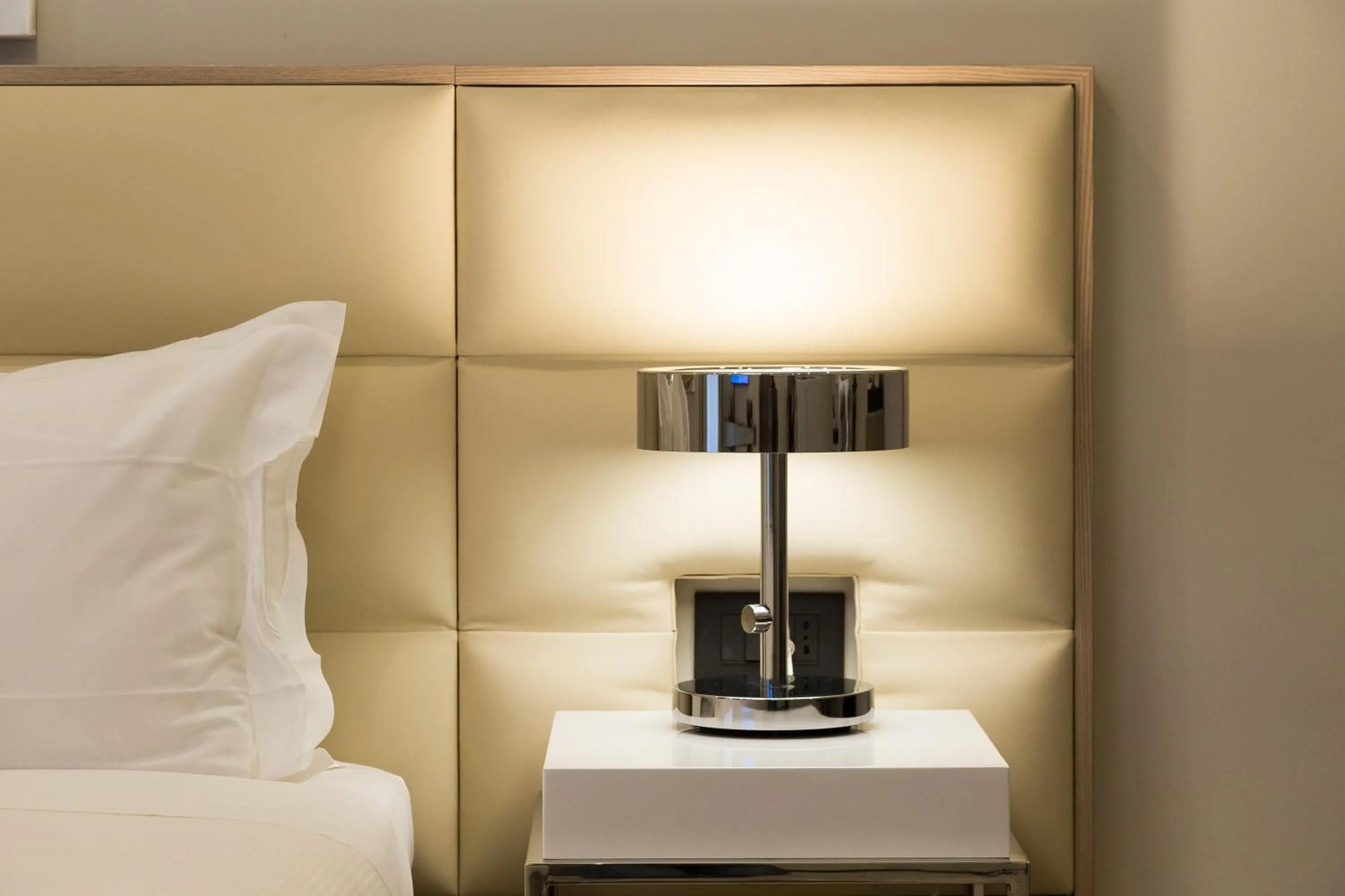 Decorative detail in Clementi Portrait