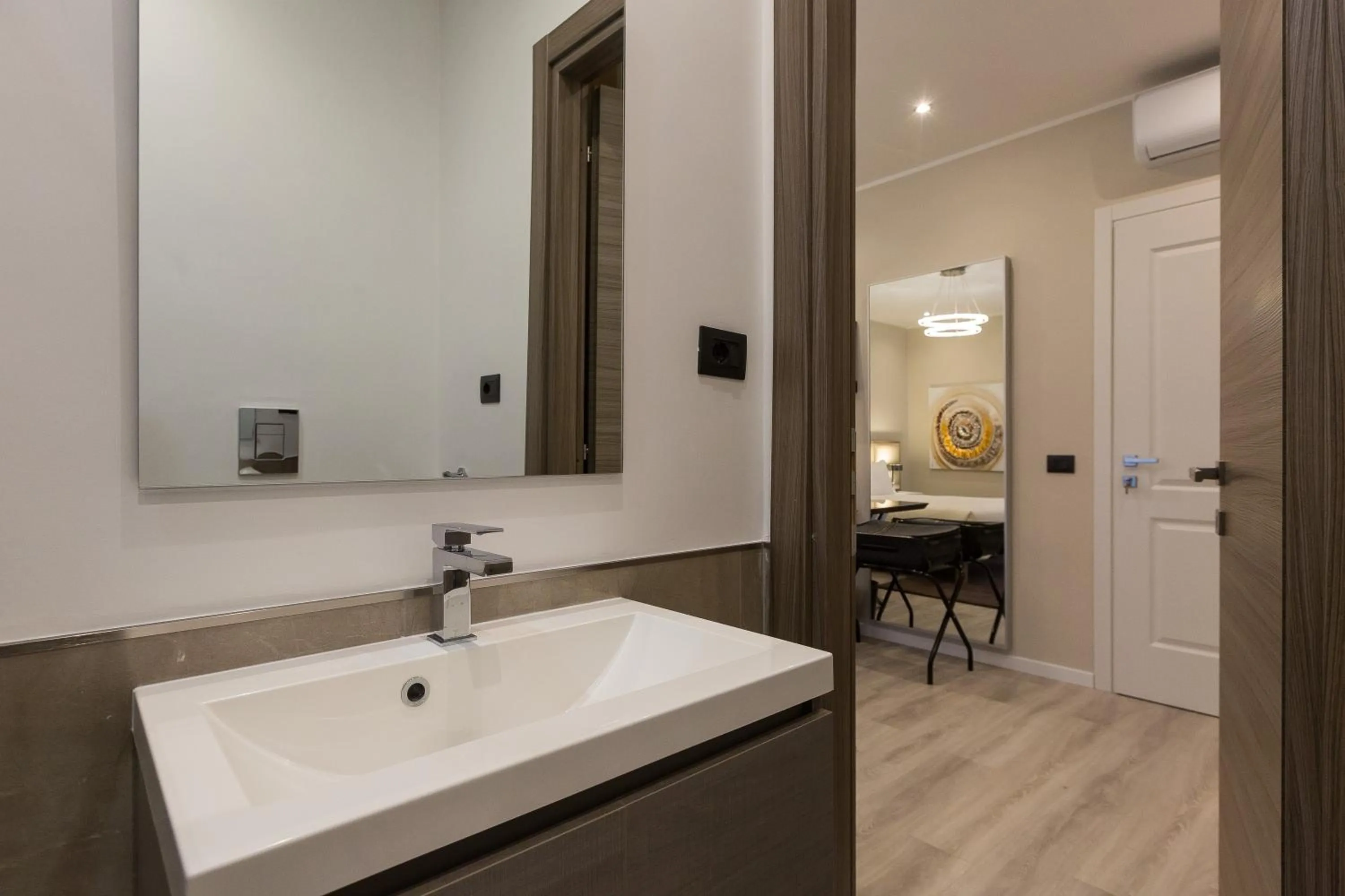 Bathroom in Clementi Portrait