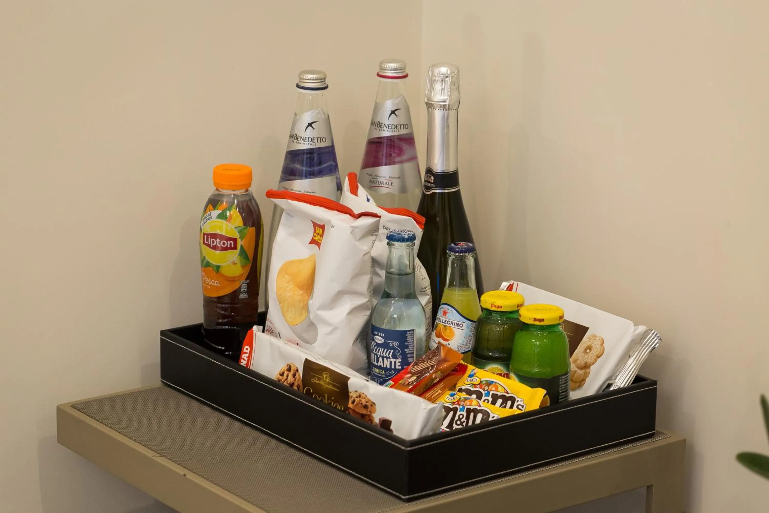 Decorative detail in Clementi Portrait