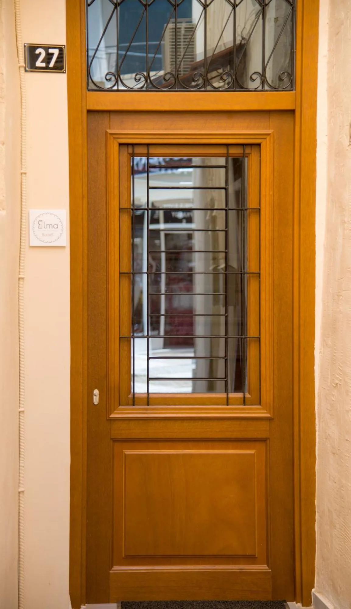 Logo/Certificate/Sign in Elma Suites