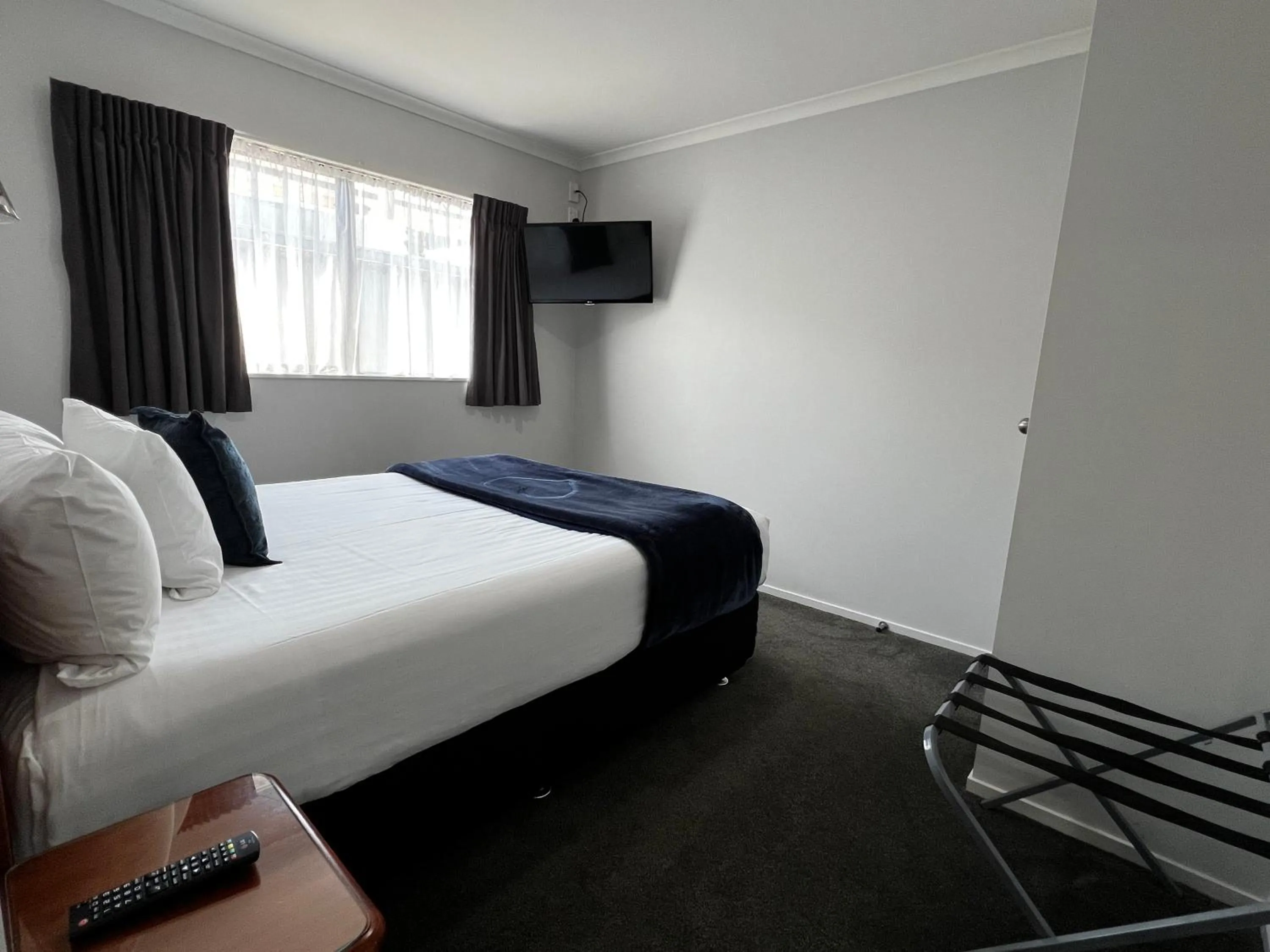 Bed in BK's Magnolia Motor Lodge