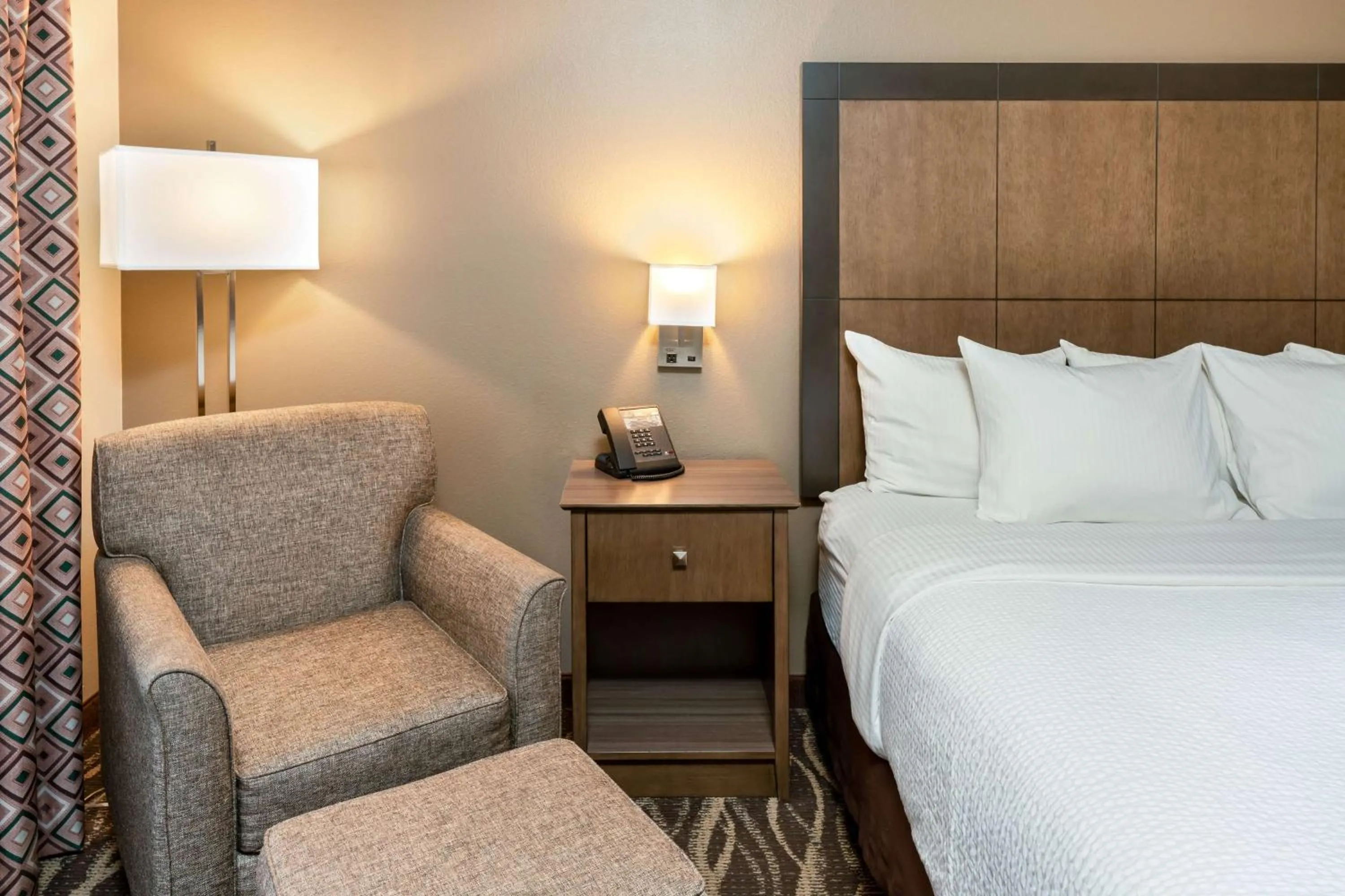 Bedroom, Bed in Best Western Plus Kalispell/Glacier Park West Hotel & Suites
