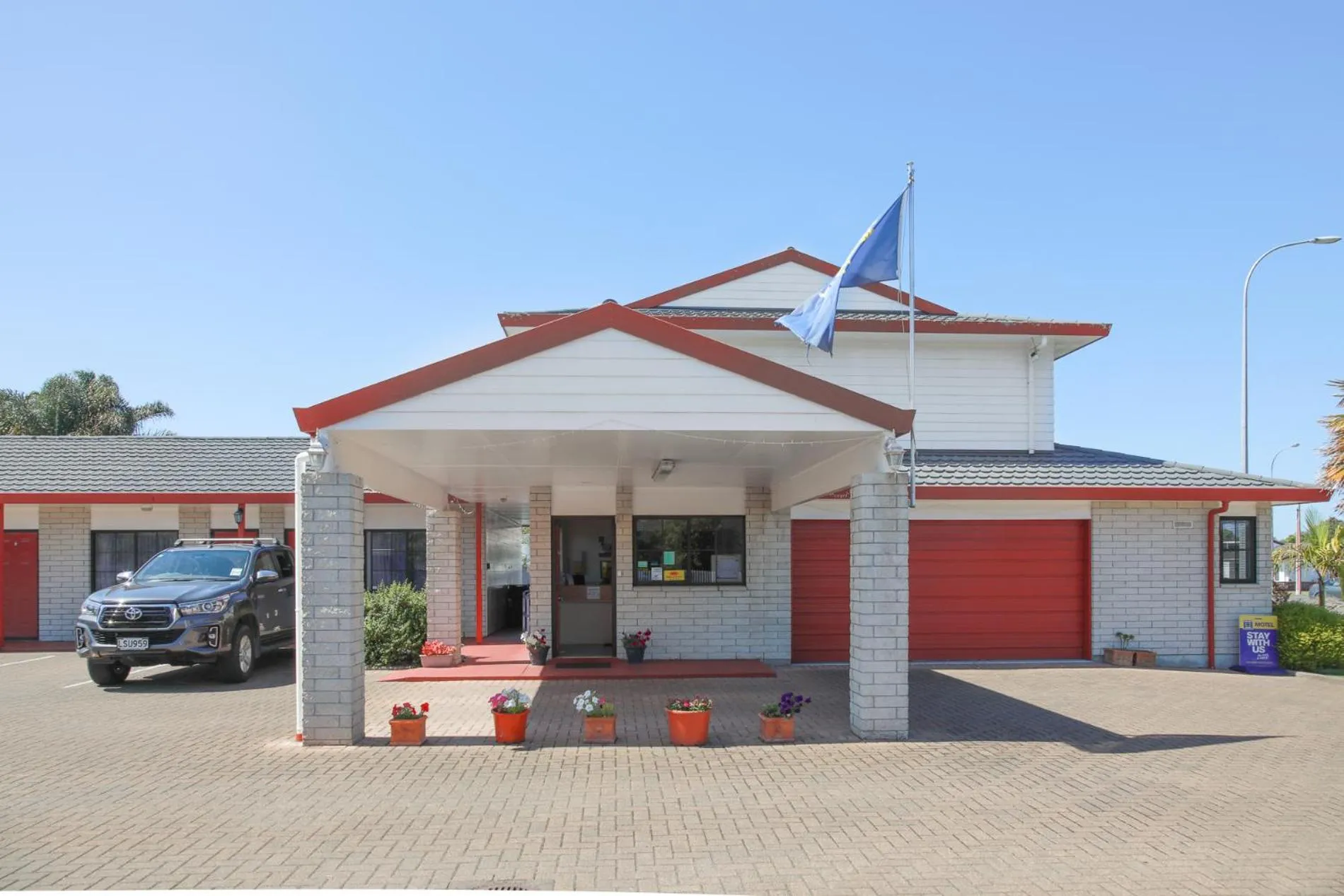 BKs Palm Court Motor Lodge