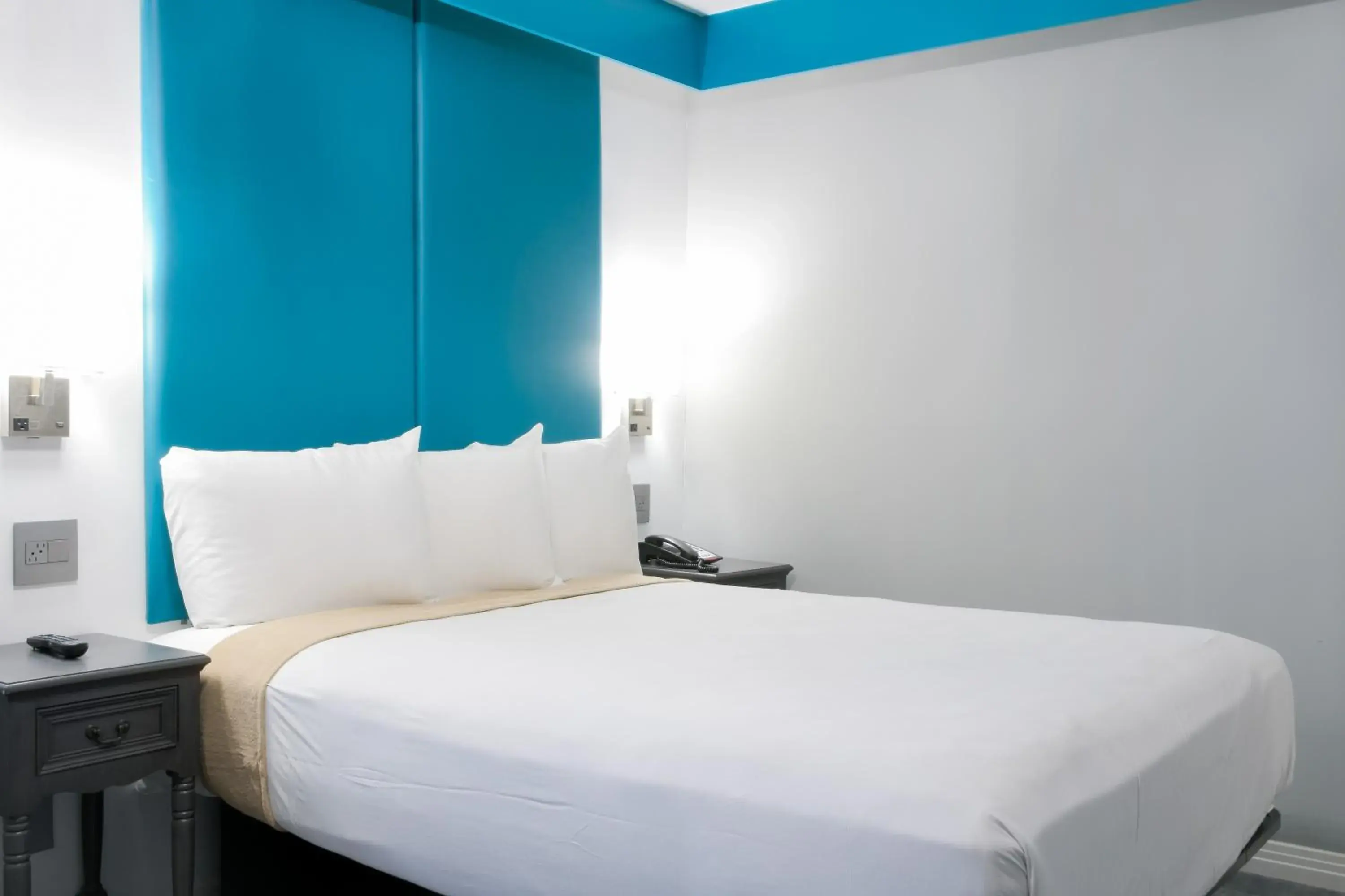 Bed in Tilbury Inn Bed in Tilbury Inn