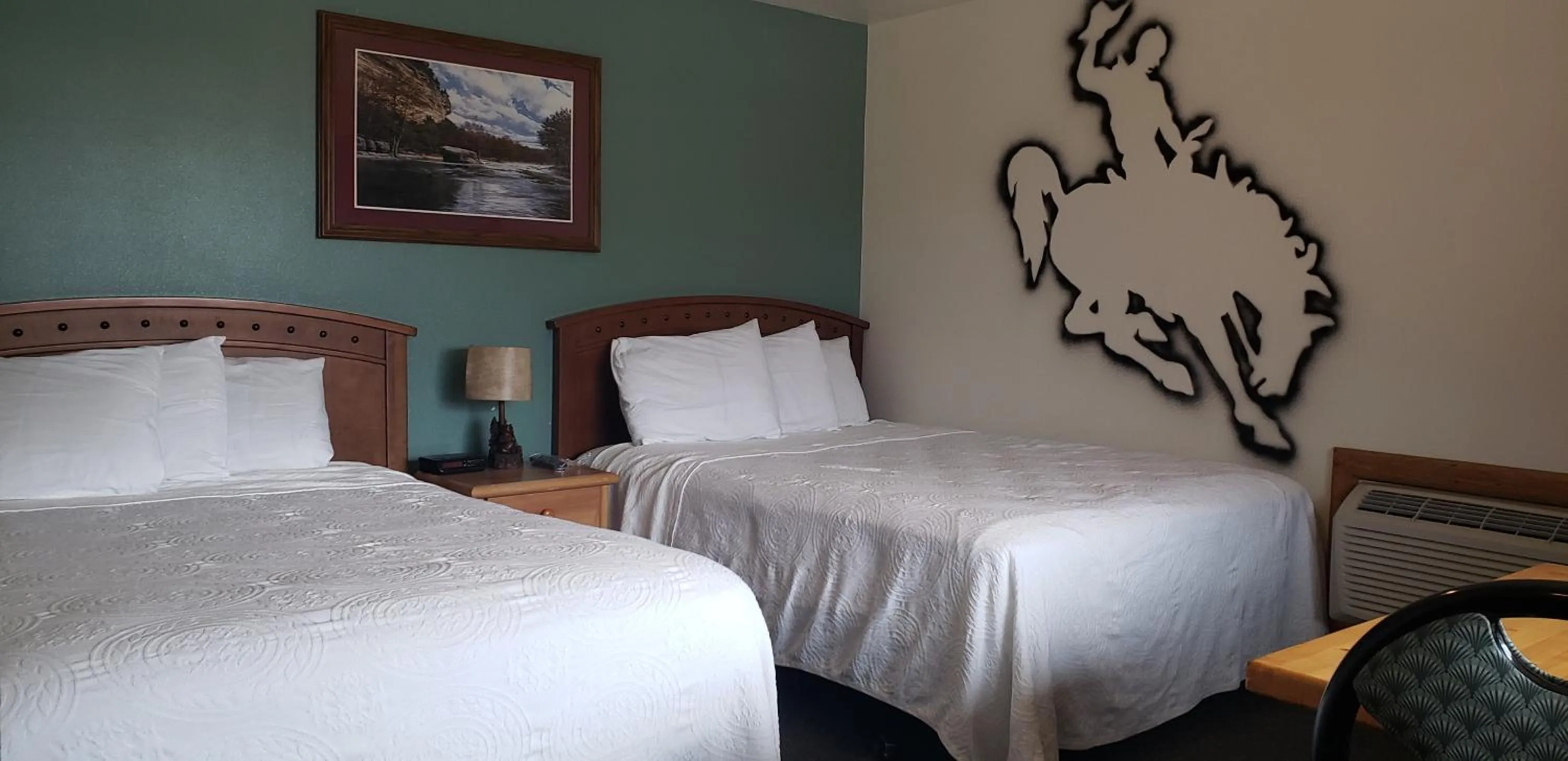 Double Room - Disability Access -- NOT Pet Friendly in Big Bear Motel