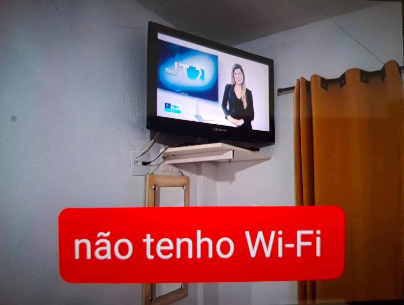 Kitnet simples na Ponta da Praia ,Santos, uma quadra da praia, proximo ao aquário