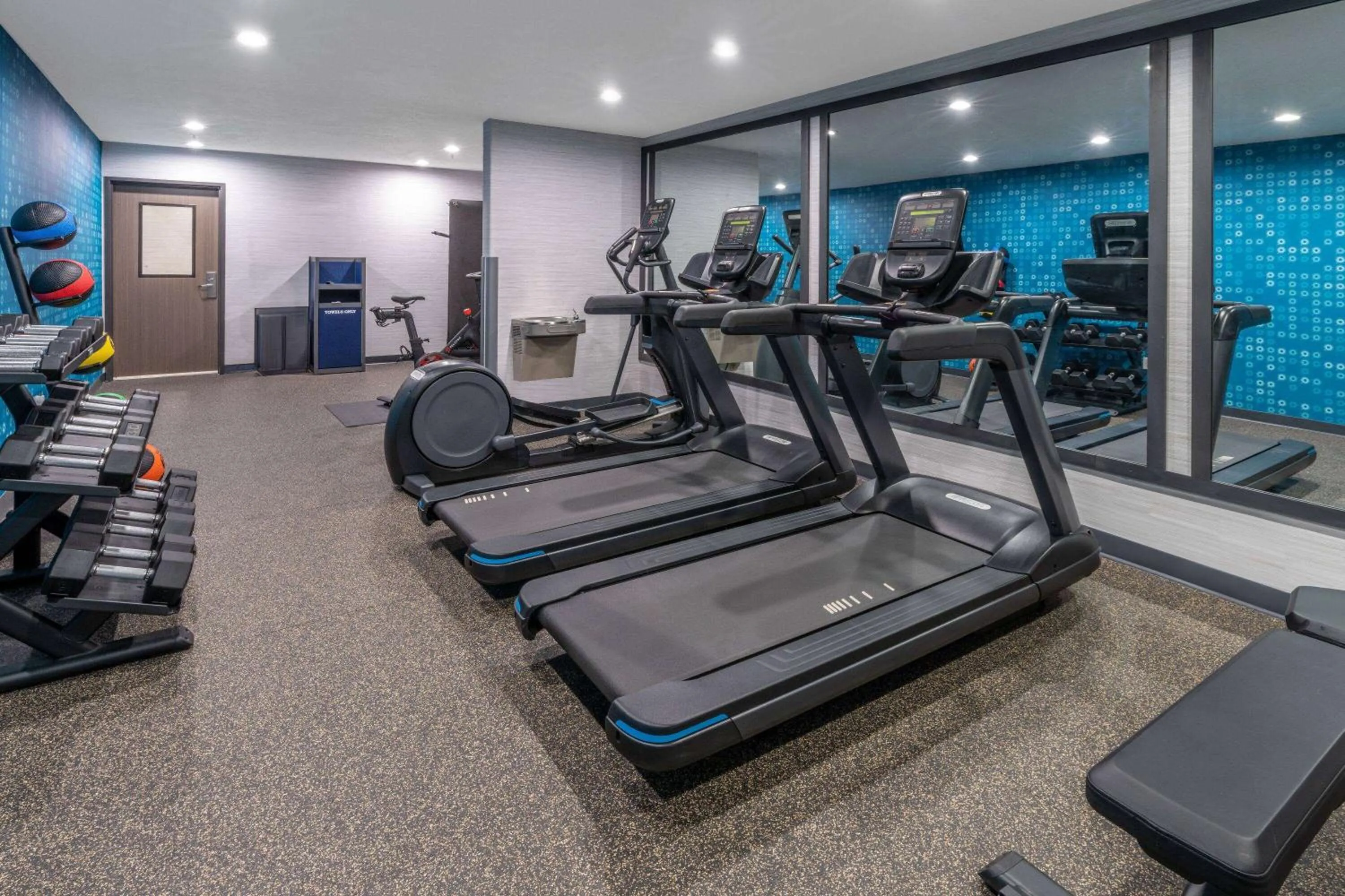 Fitness centre/facilities in La Quinta by Wyndham Santa Rosa