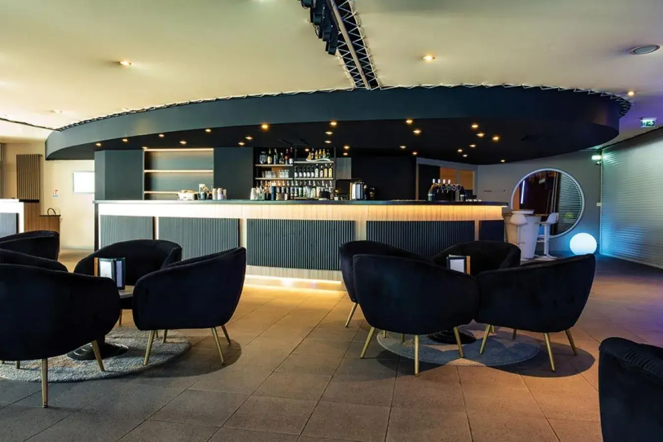 Lounge or bar in Club Vacances Bleues Les Jardins De l'Atlantique Lounge or bar in Club Vacances Bleues Les Jardins De l'Atlantique