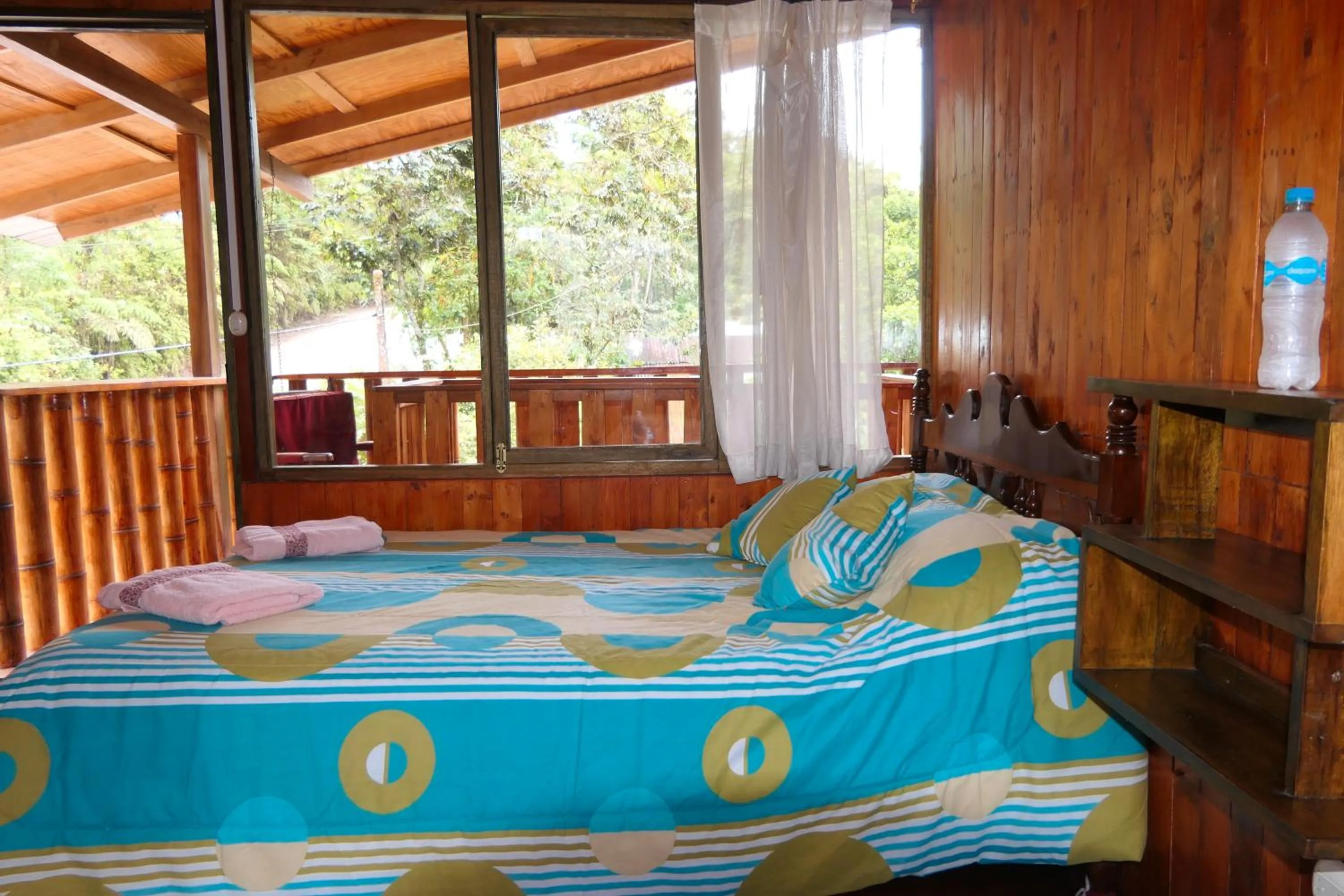 Bed in Mindoxtrem Birds