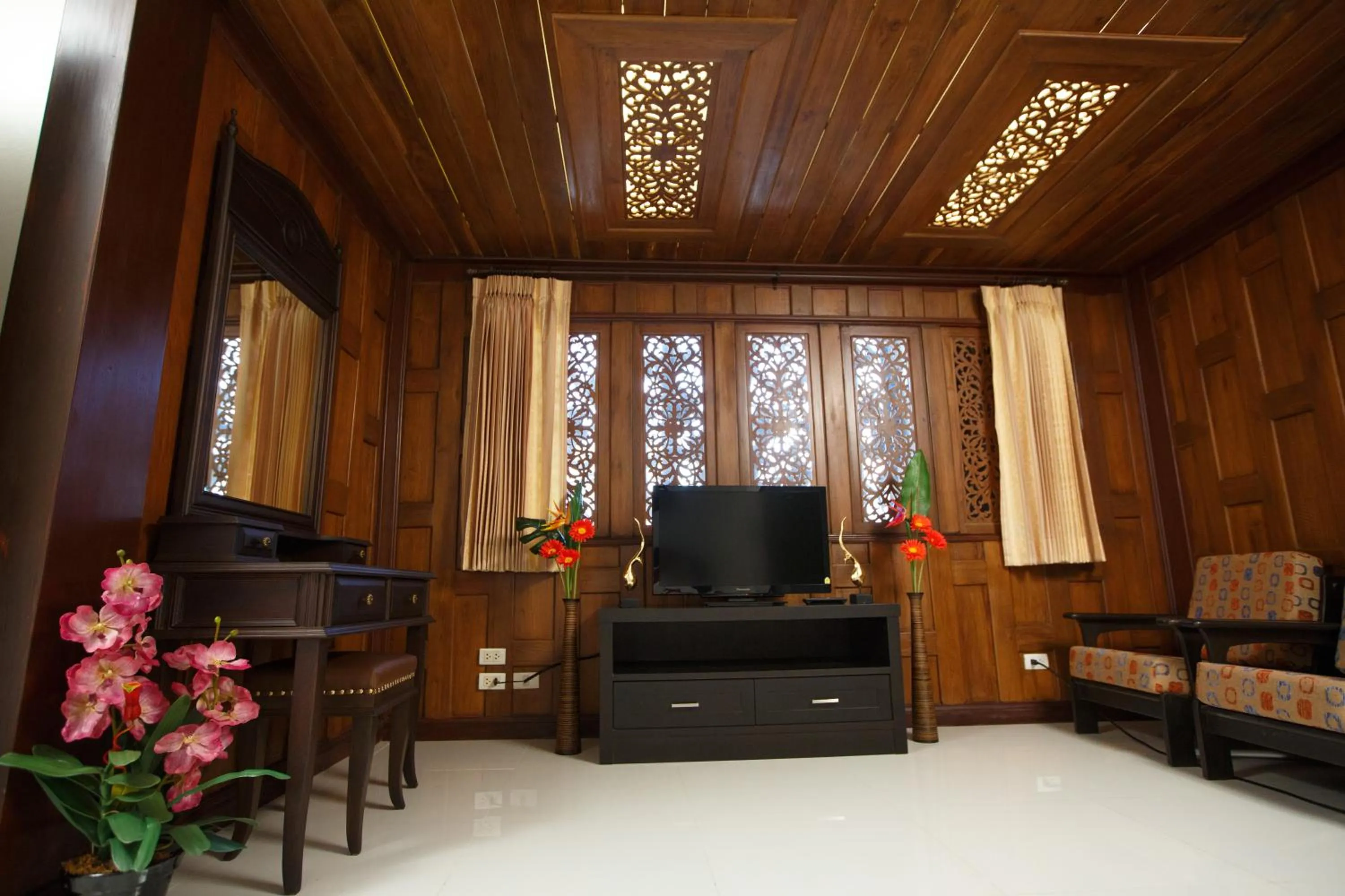 TV and multimedia in Chang Siam Inn