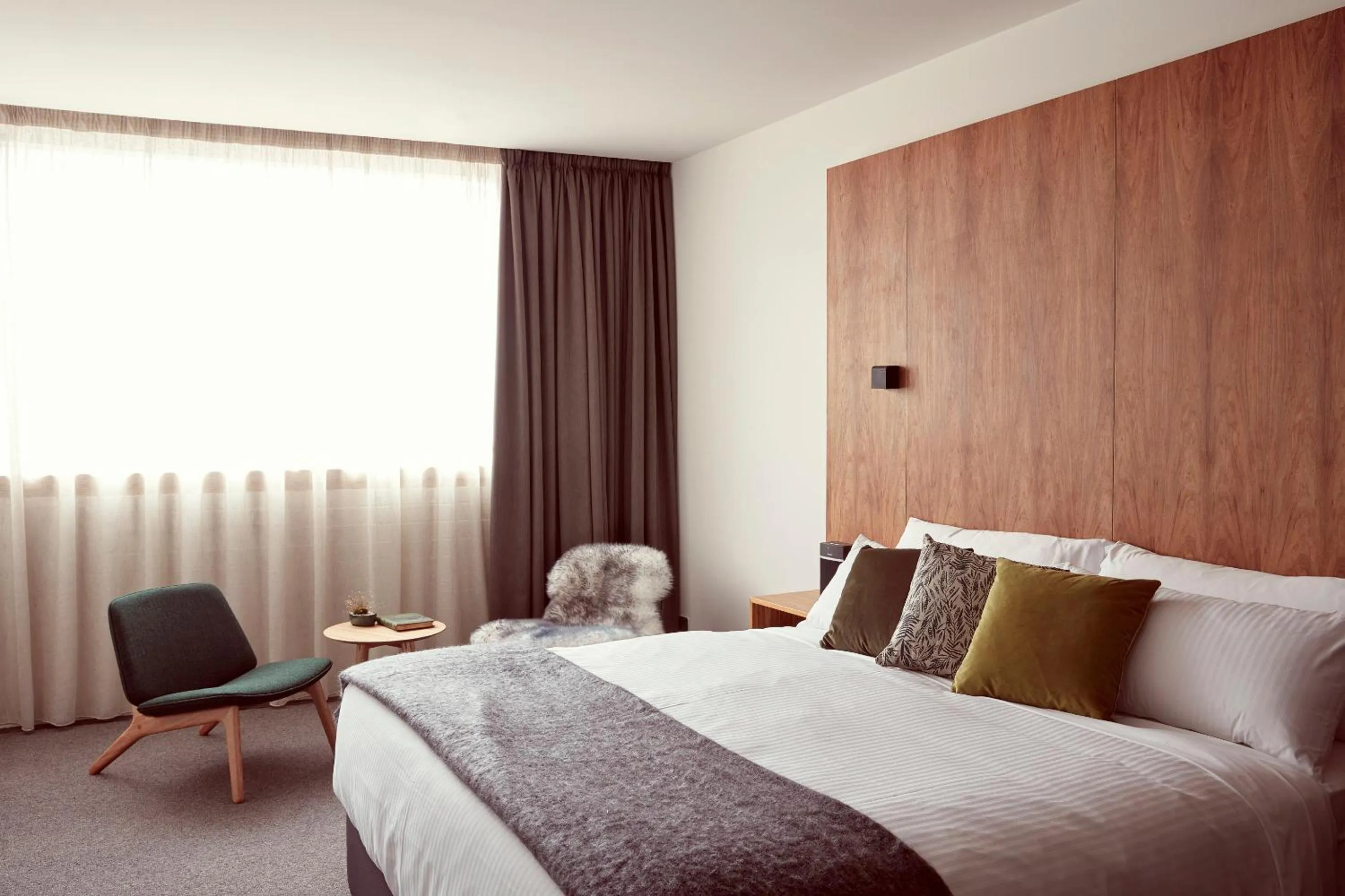 Photo of the whole room, Bed in Moss Hotel