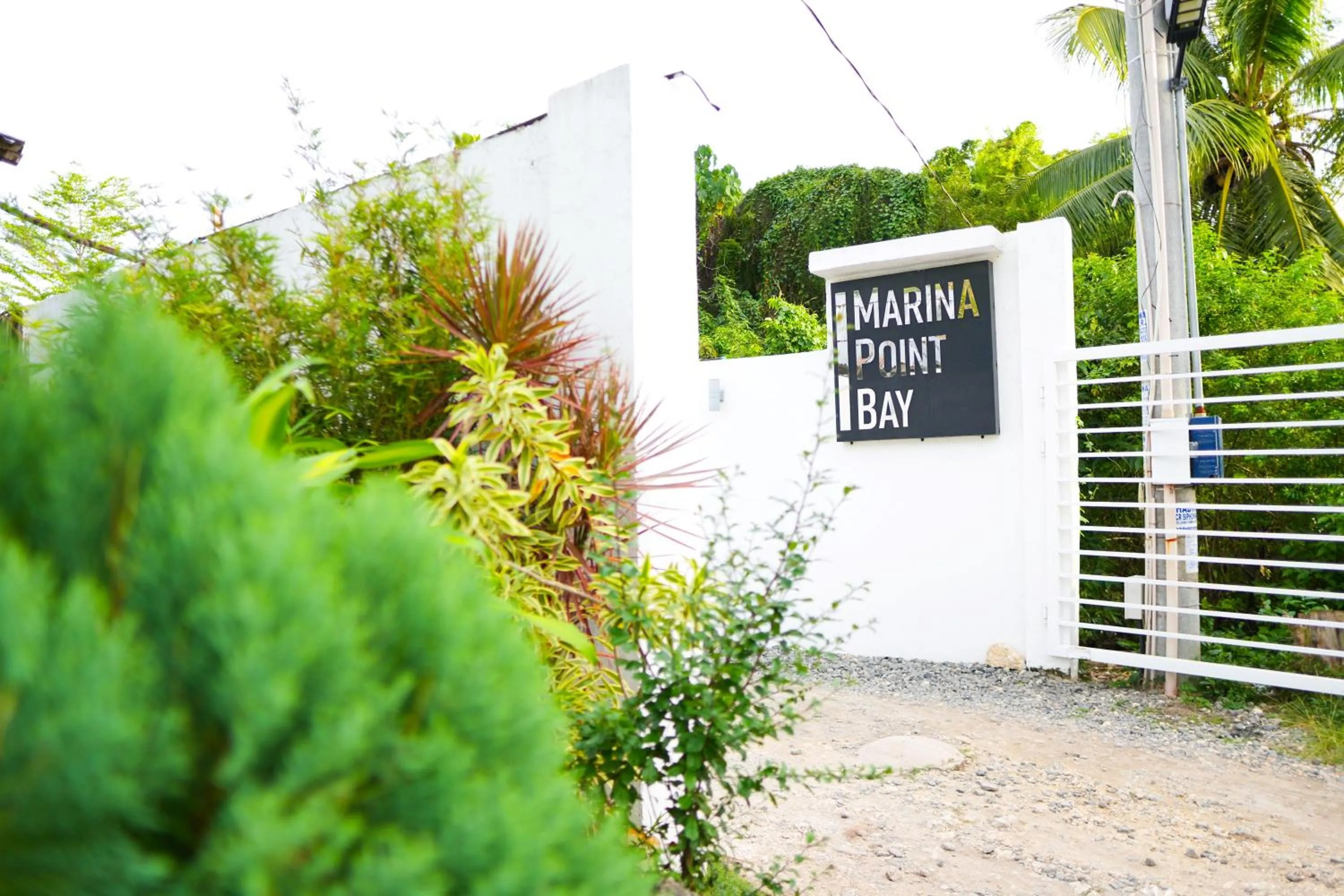 Facade/entrance in Marina Point Bay Resort
