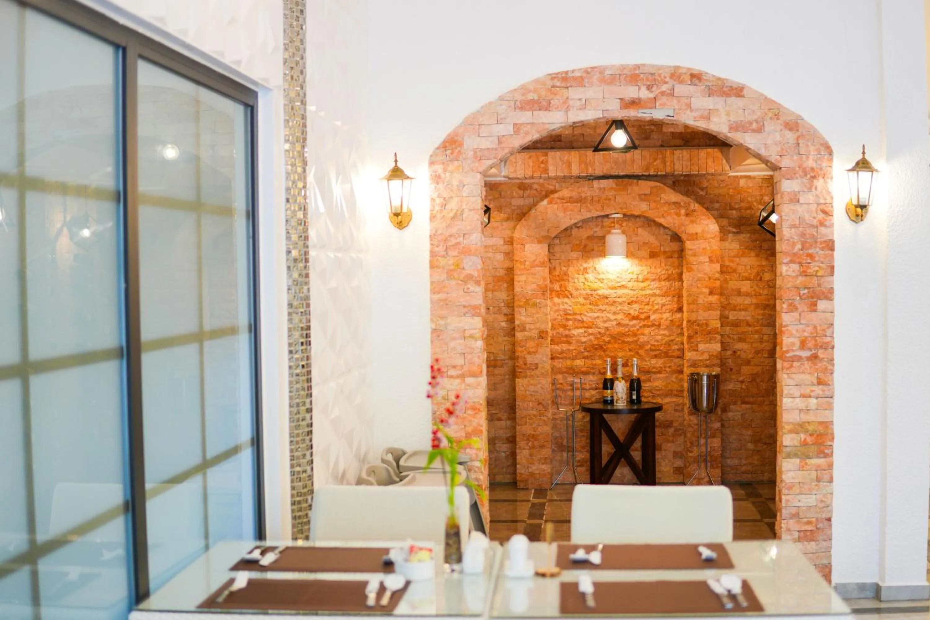 Dining area in Marina Point Bay Resort