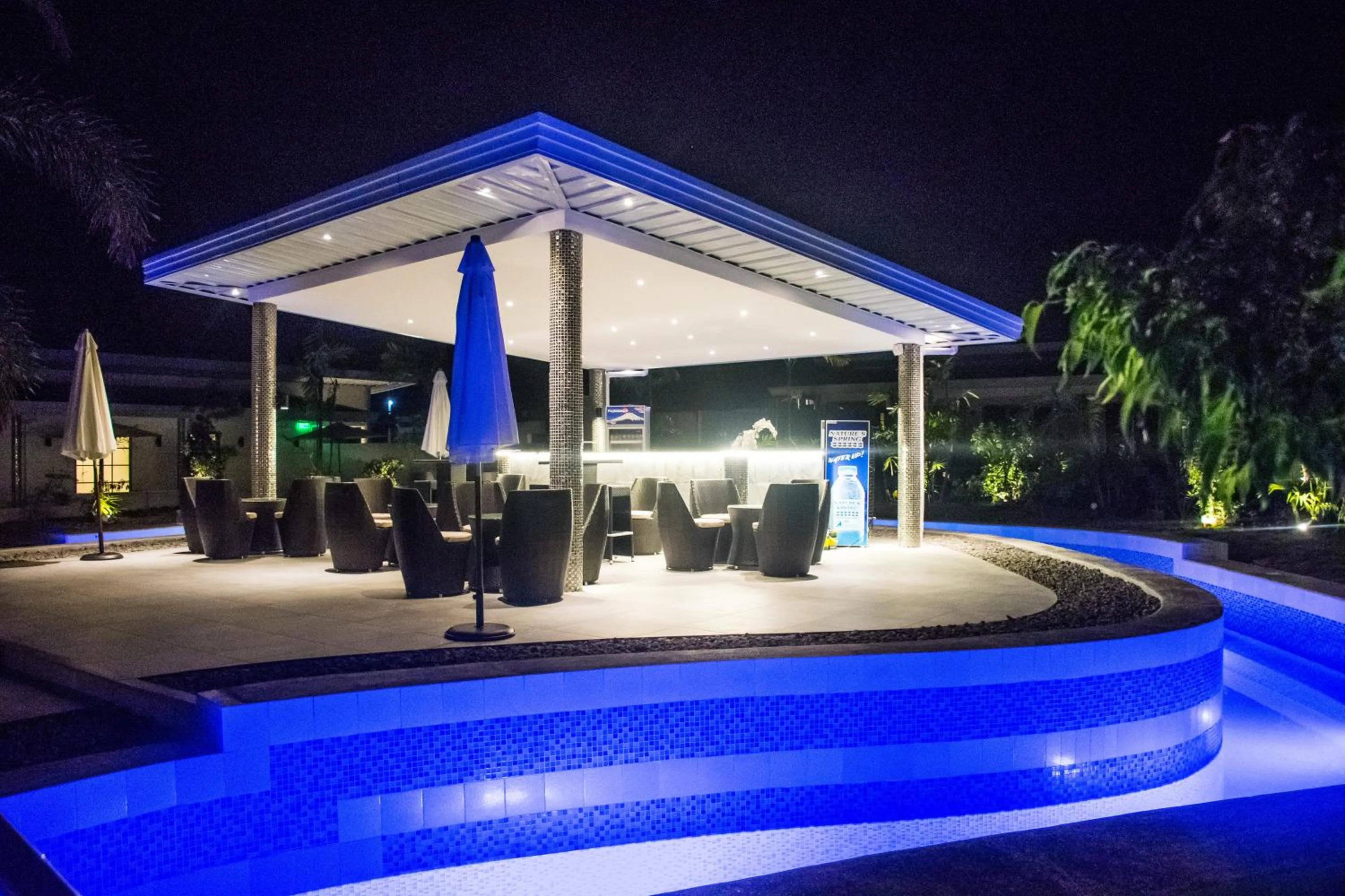 Lounge or bar in Marina Point Bay Resort