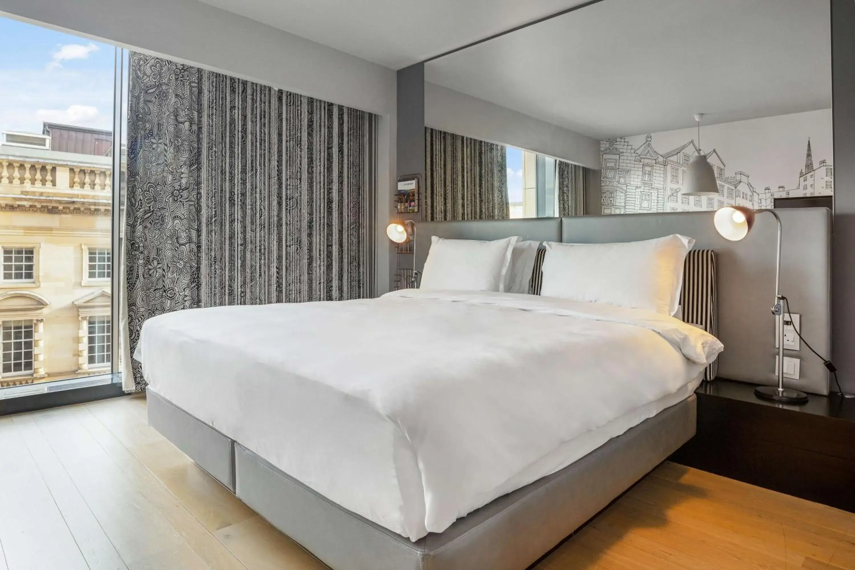 Bed in Radisson Collection Hotel, Royal Mile Edinburgh Bed in Radisson Collection Hotel, Royal Mile Edinburgh