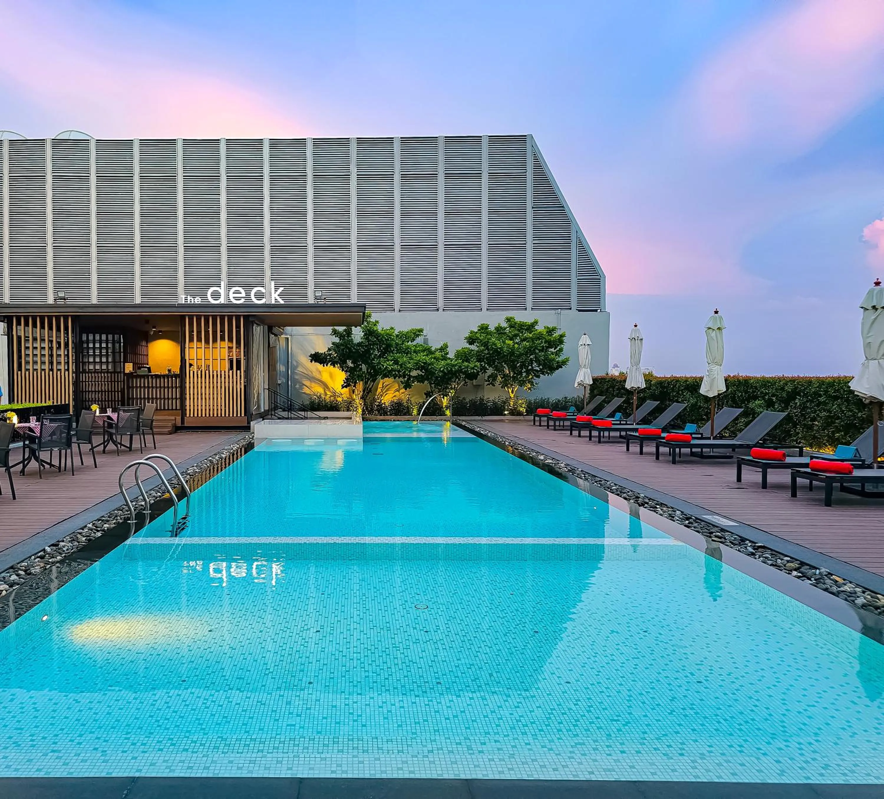 Swimming pool in Avani Sukhumvit Bangkok - SHA Extra Plus Certified