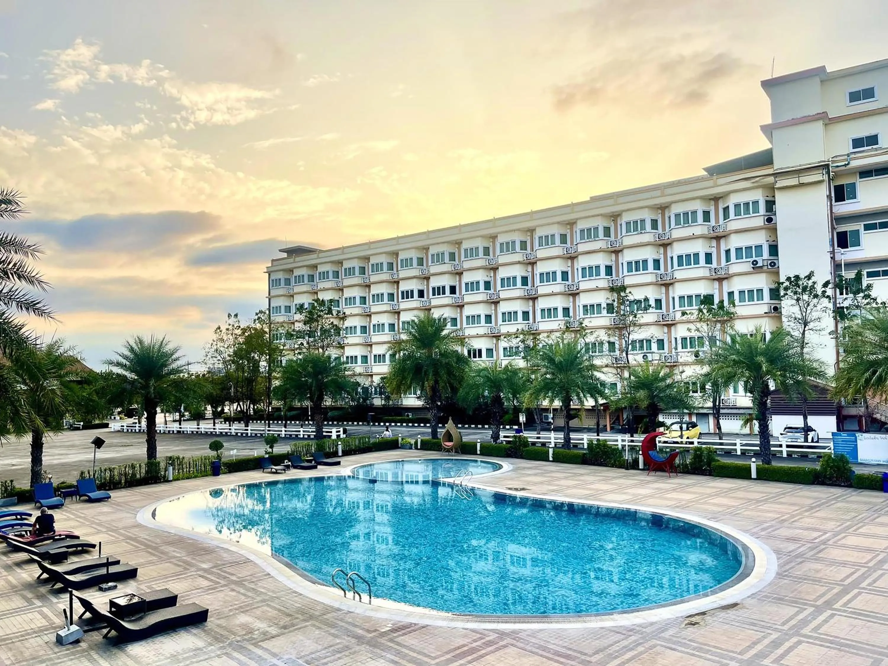 Property building in Siamgrand Hotel