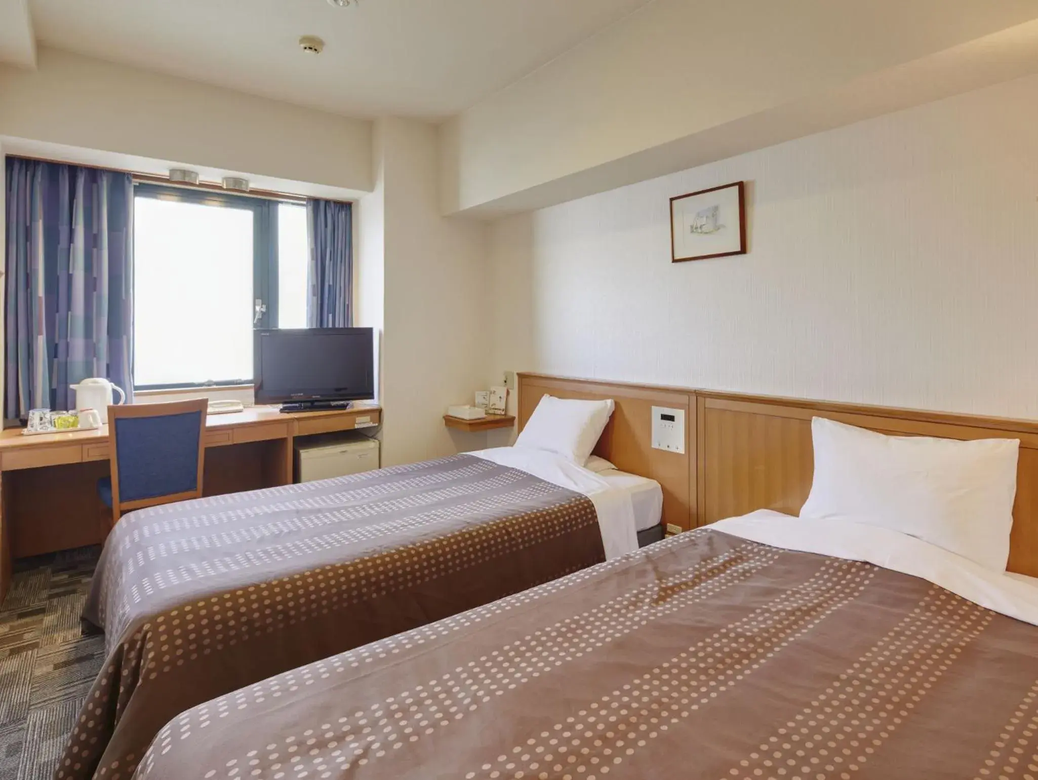 Comfort Twin Room - Non-Smoking in Hotel Roco Inn Okinawa Comfort Twin Room - Non-Smoking in Hotel Roco Inn Okinawa