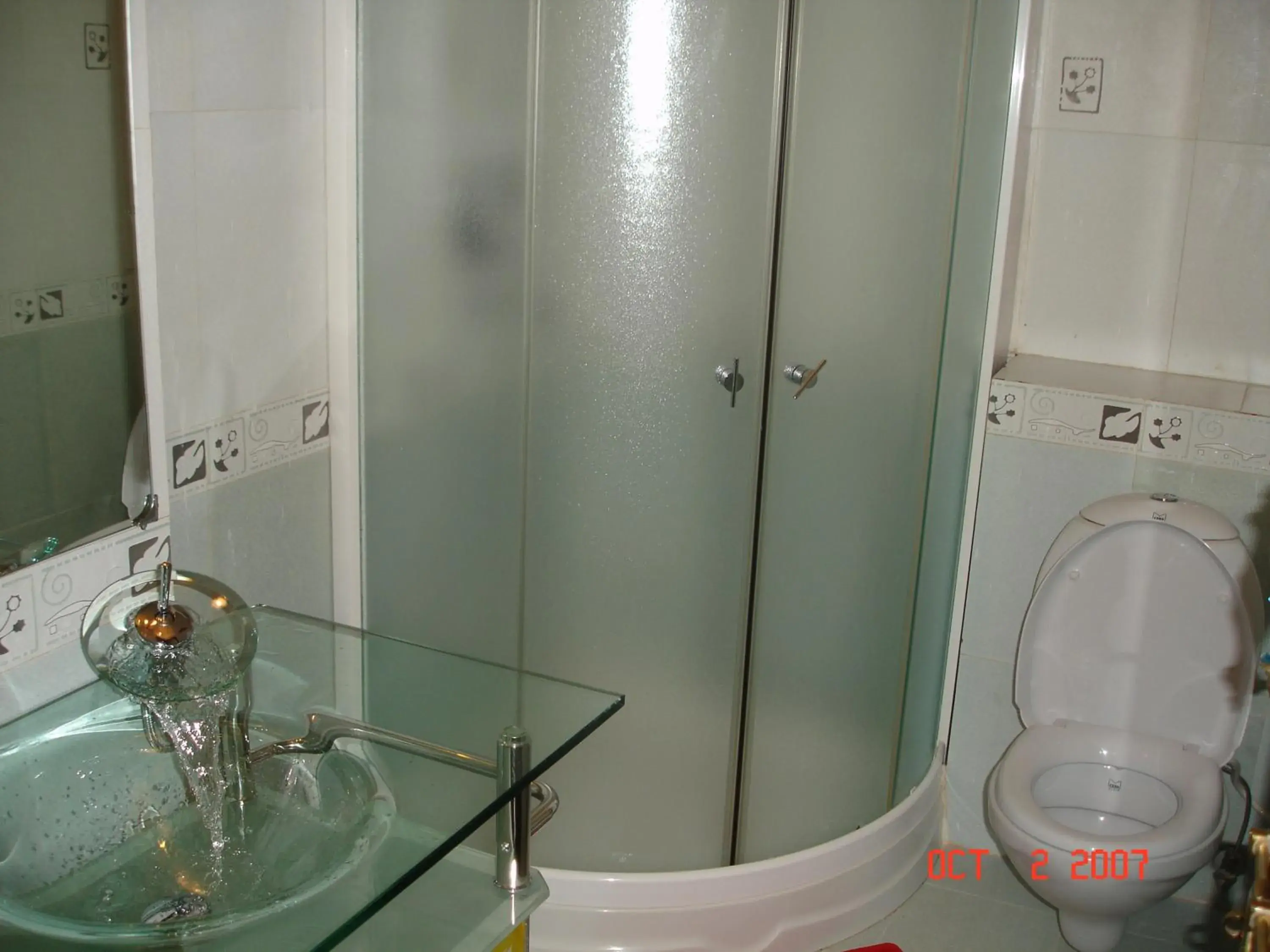 Bathroom in Raj Niwas Bathroom in Raj Niwas