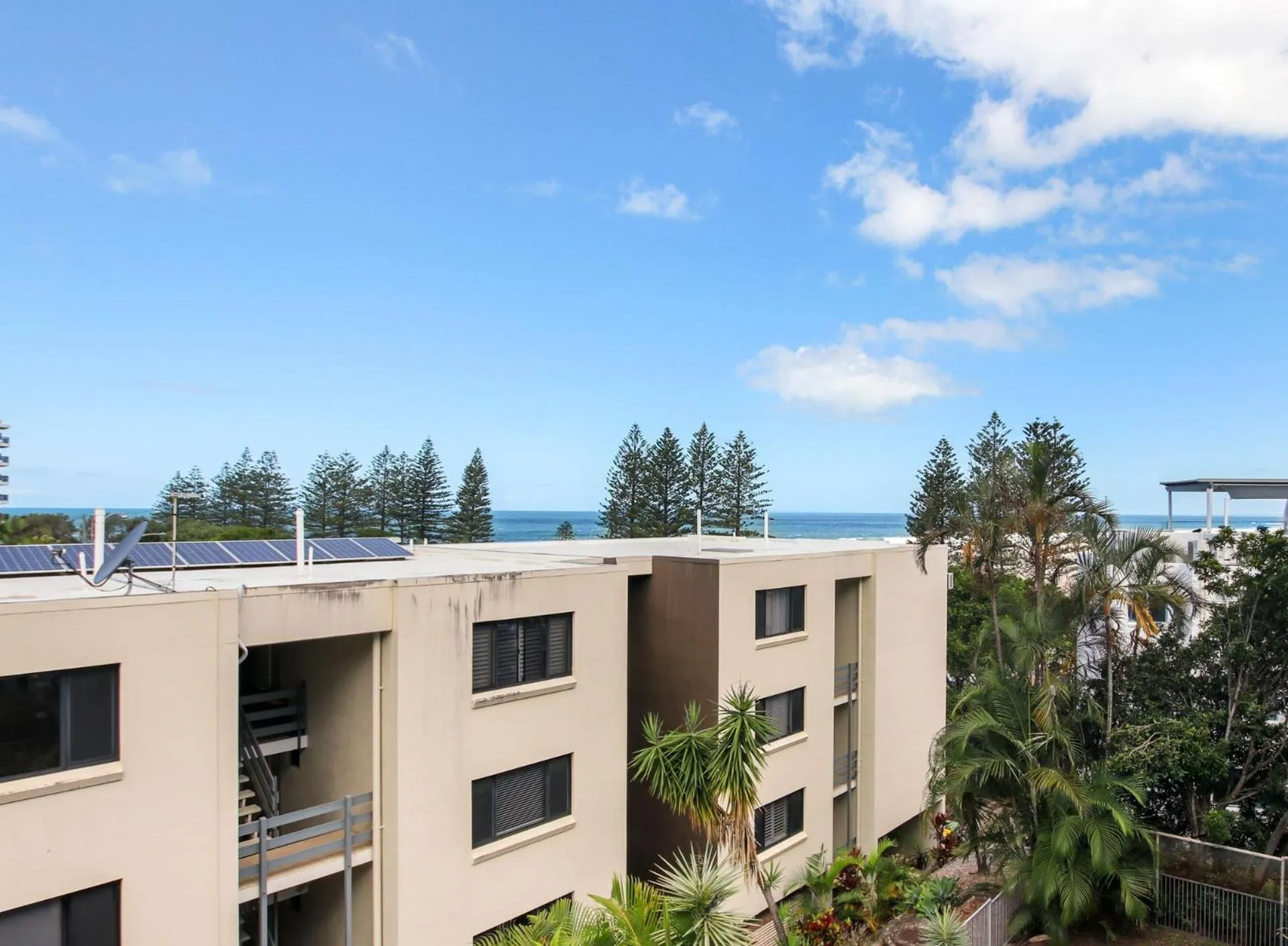Jade Waters U4 5 Latona Ave