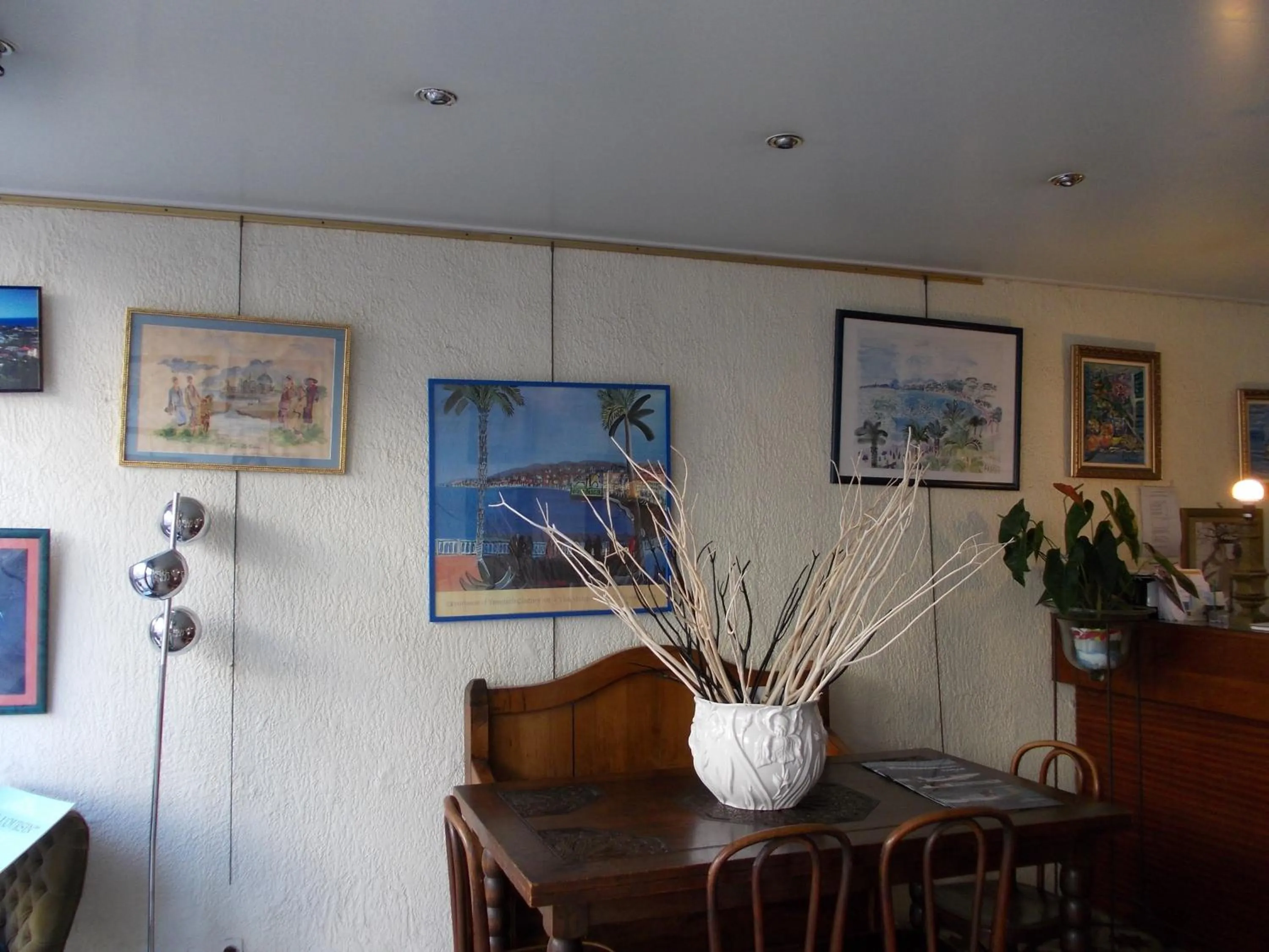 Dining area in L'Oursin