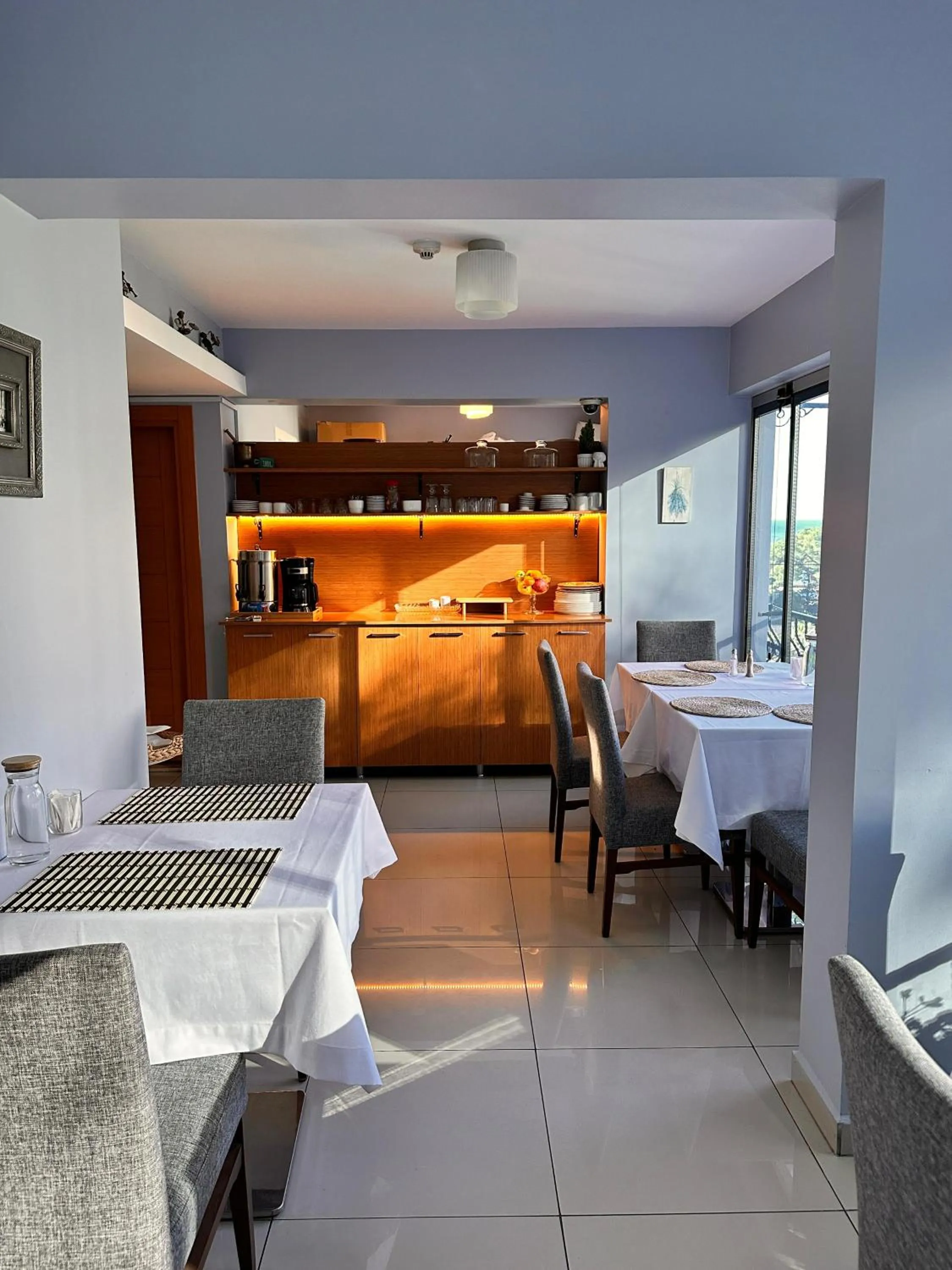 Restaurant/places to eat in Lonca Butik Hotel