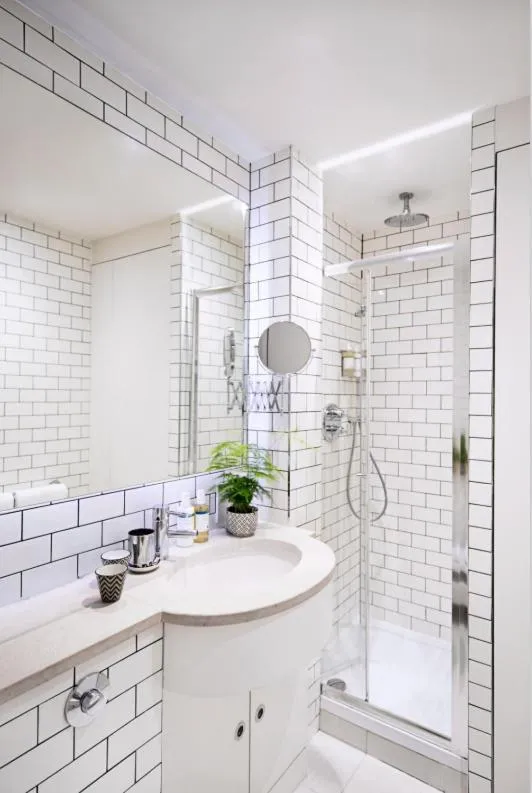 Bathroom in No.5 Maddox Street