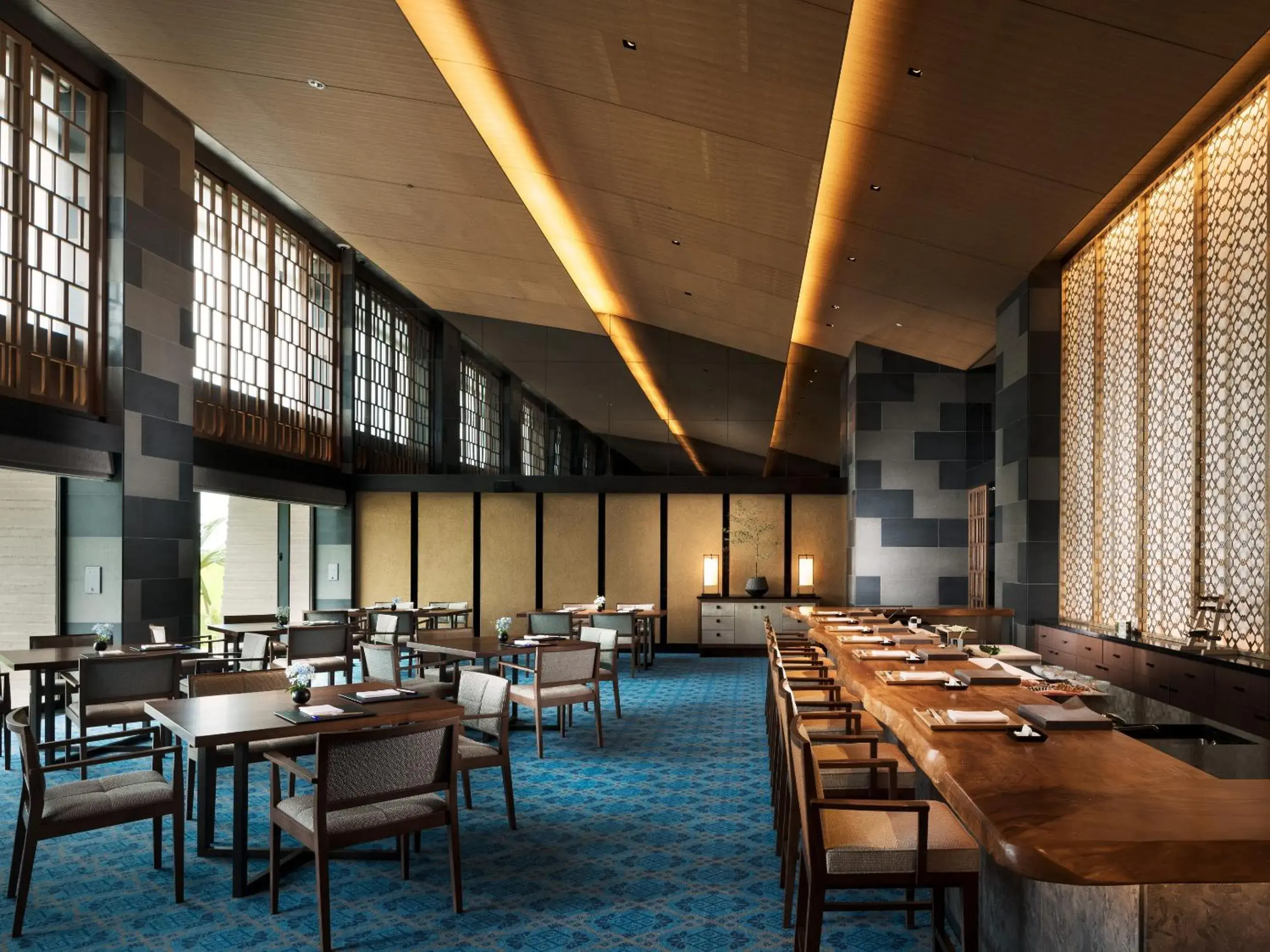 Restaurant/places to eat in Halekulani Okinawa Restaurant/places to eat in Halekulani Okinawa