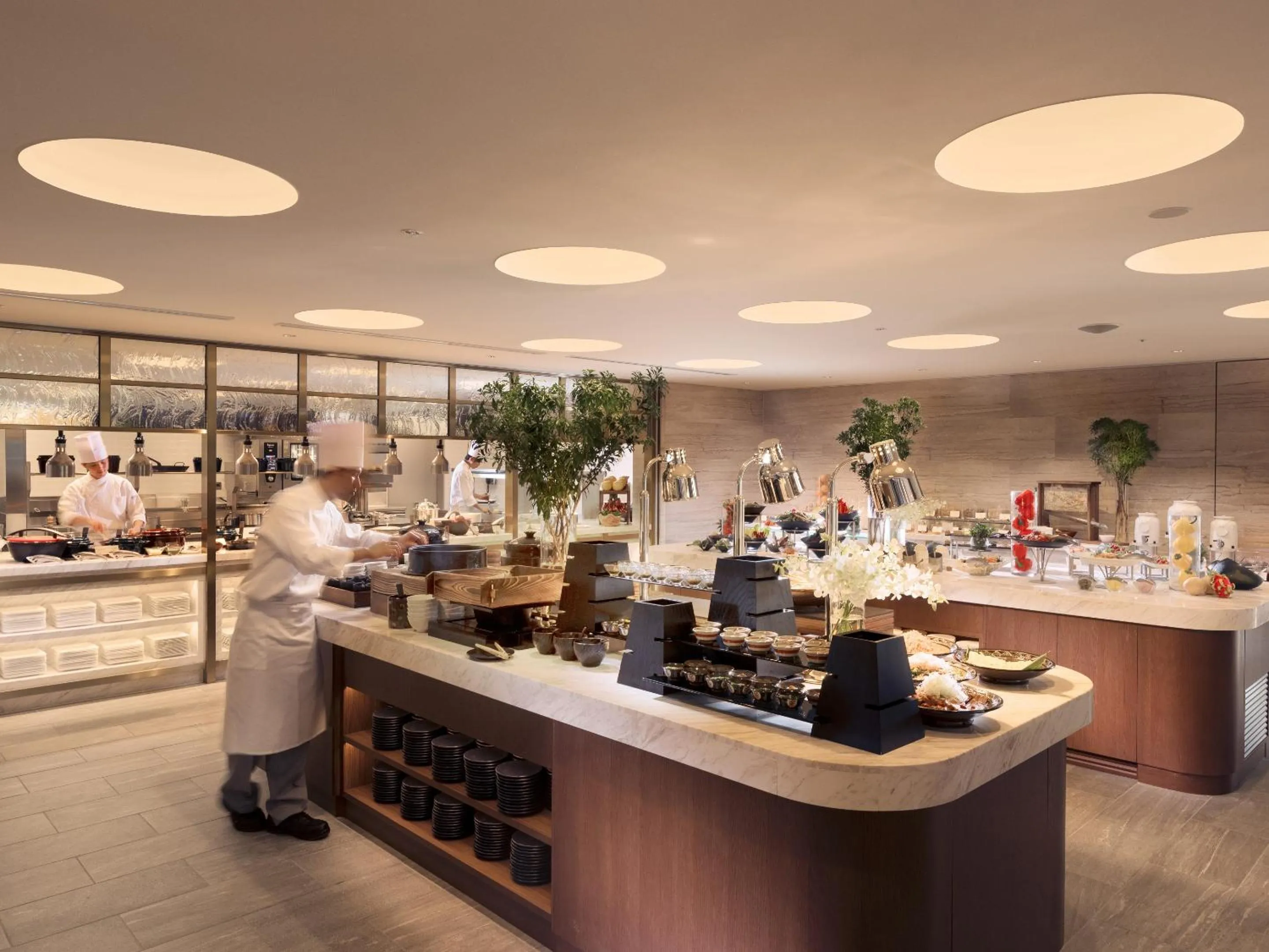 Restaurant/places to eat in Halekulani Okinawa