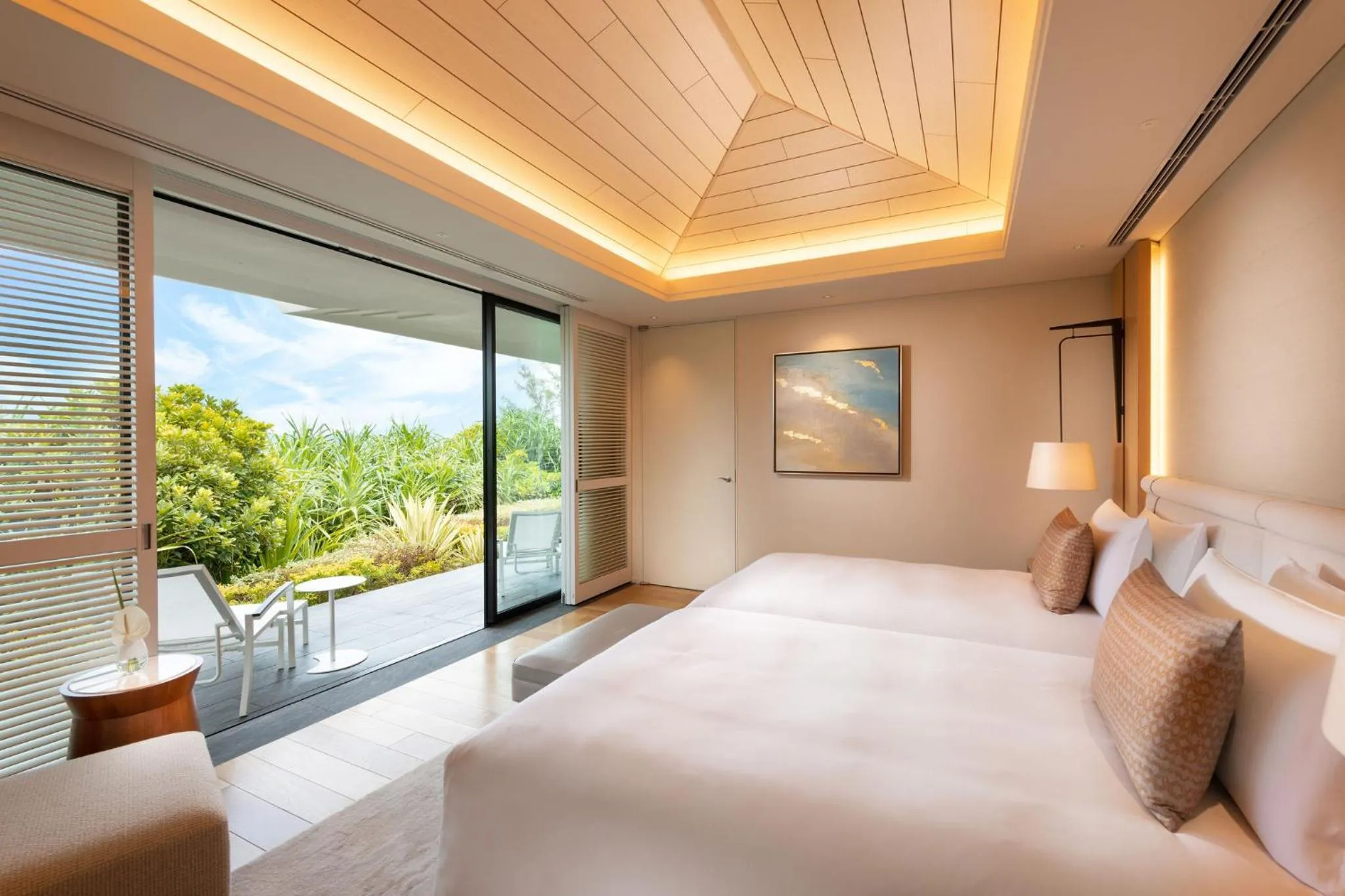 View (from property/room), Bed in Halekulani Okinawa