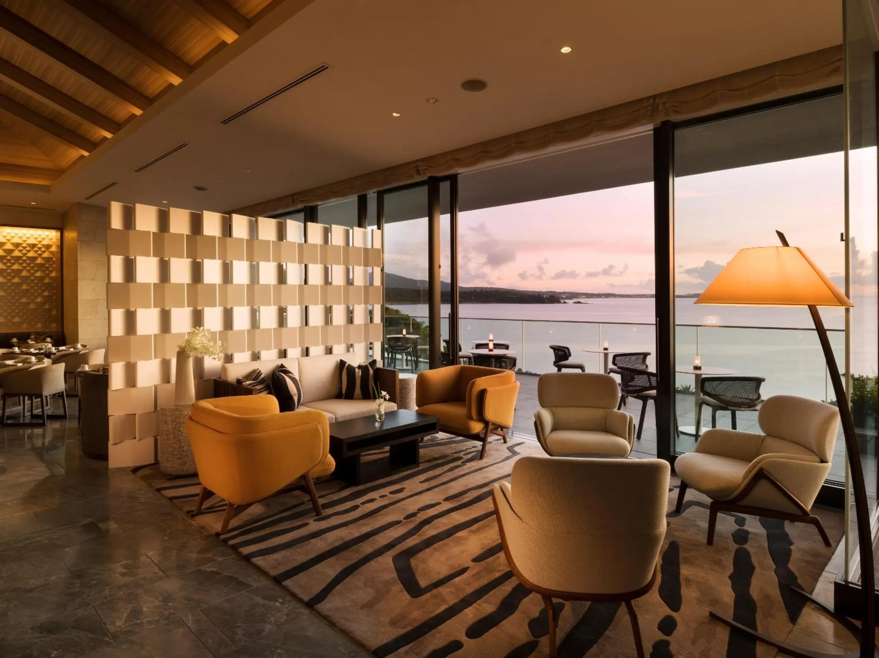 Lounge or bar in Halekulani Okinawa Lounge or bar in Halekulani Okinawa