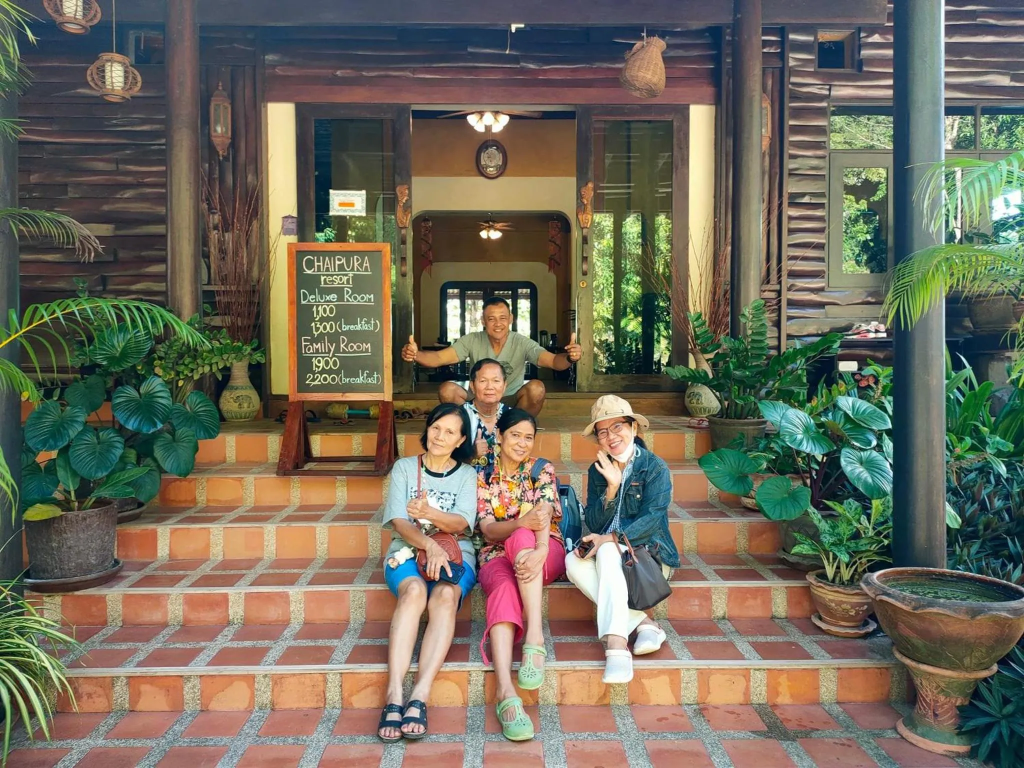 People in Chaipura Resort