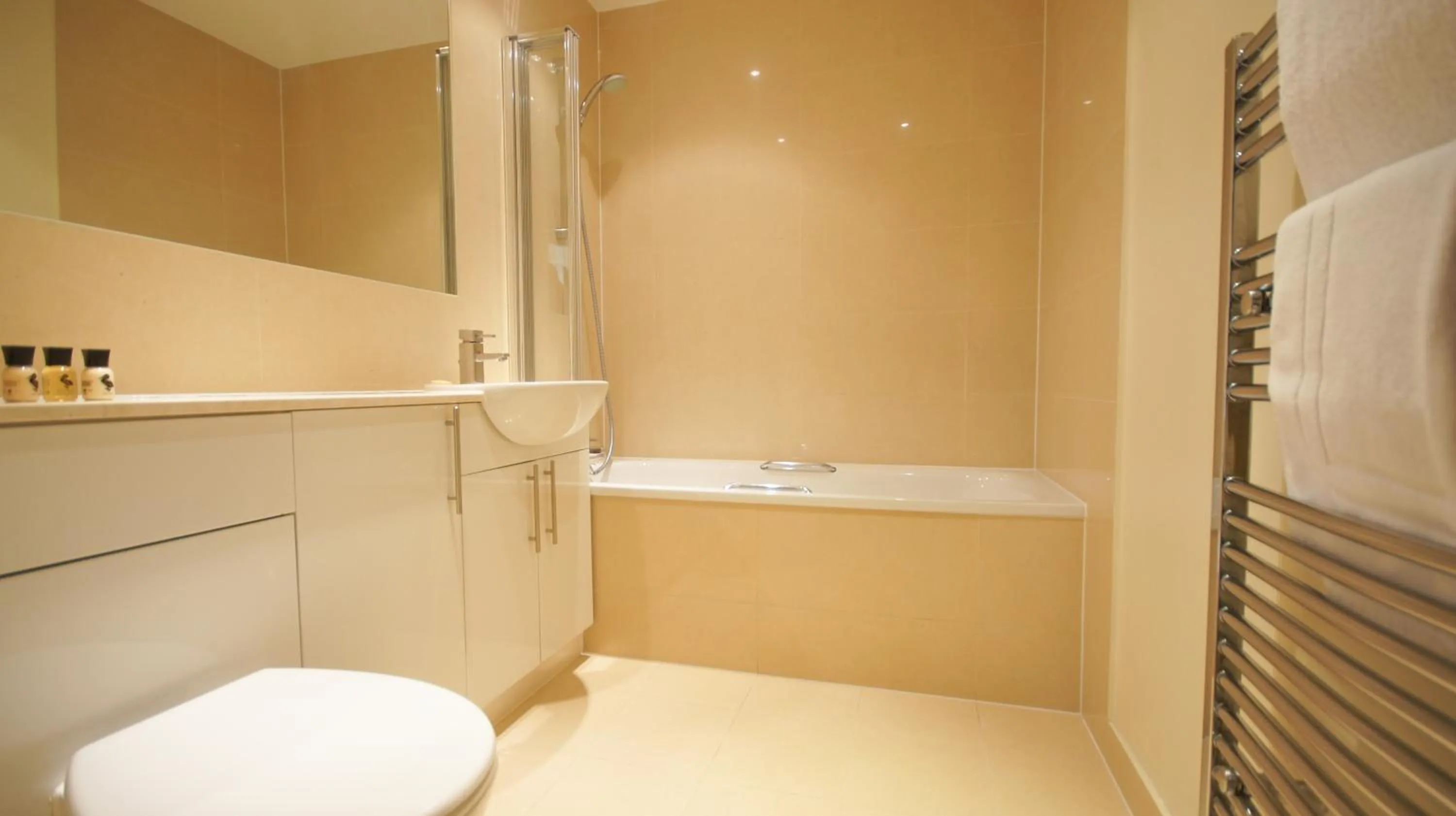 Bathroom in Crompton Court Apartments