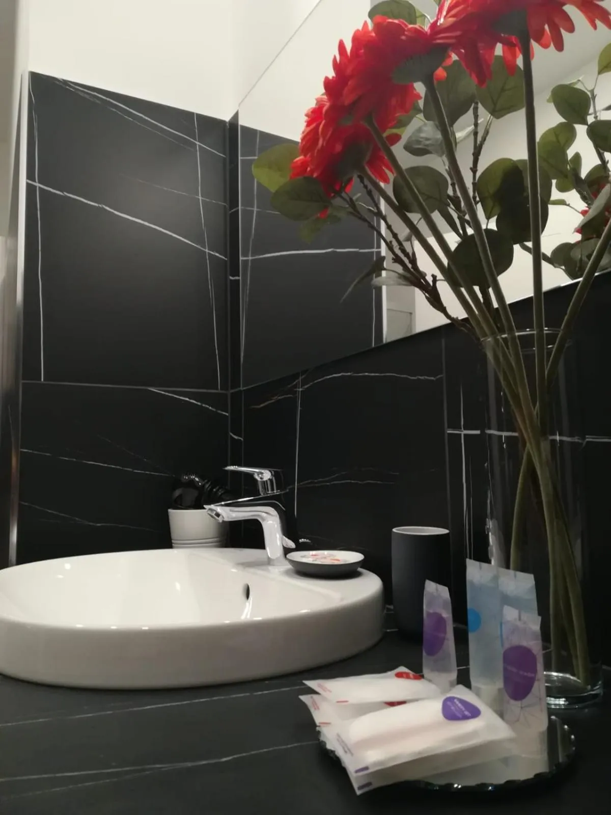 Bathroom in L'arco e il vico