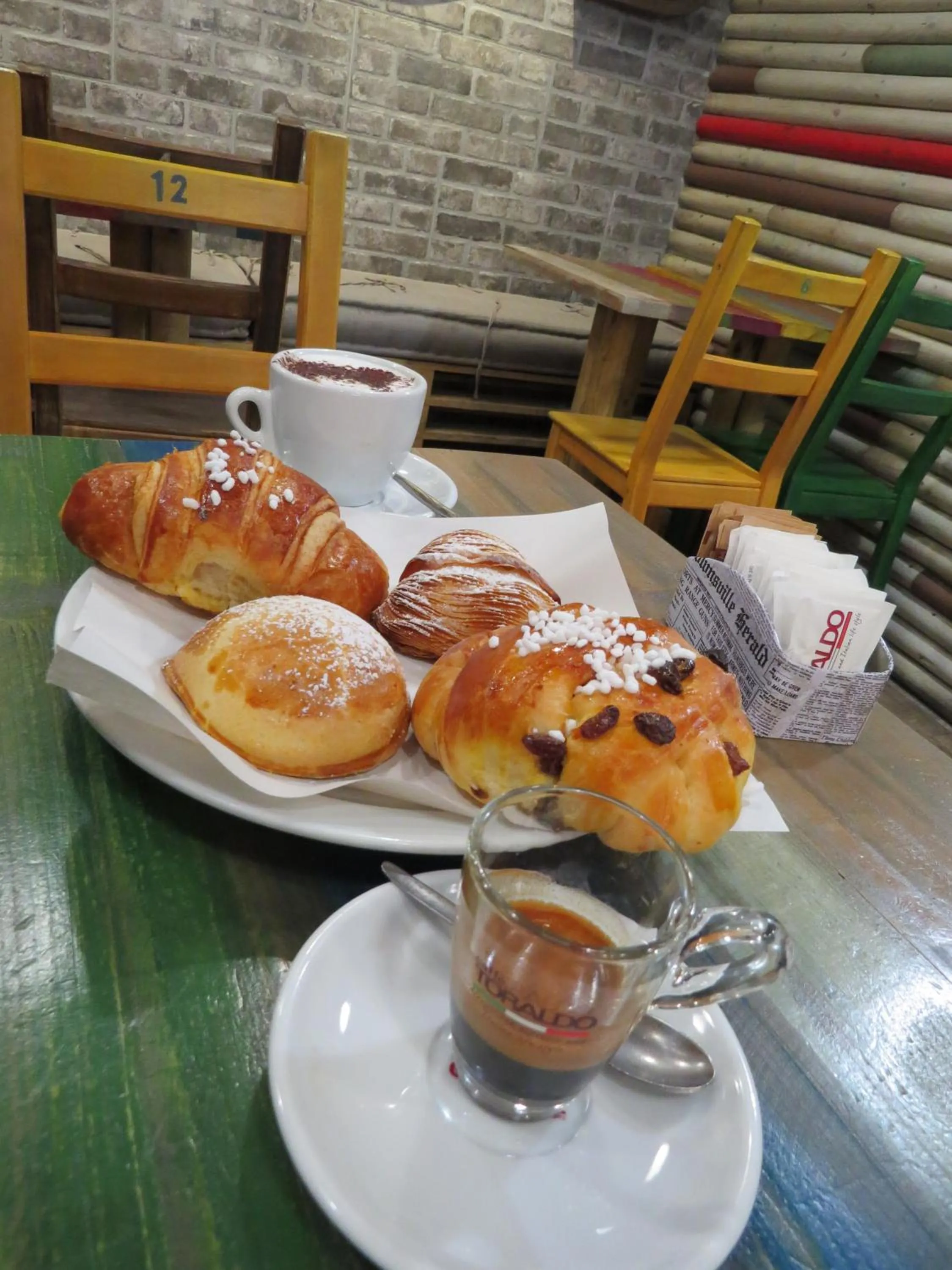 Breakfast in L'arco e il vico