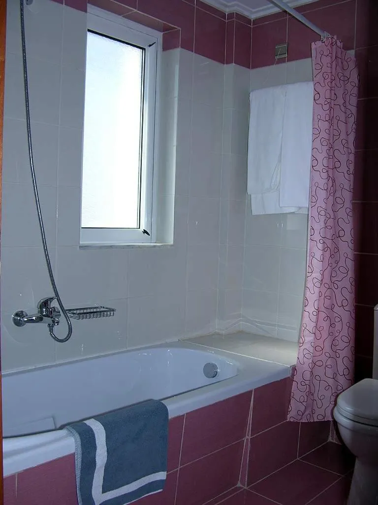 Antonios Village Hotel & Apartments