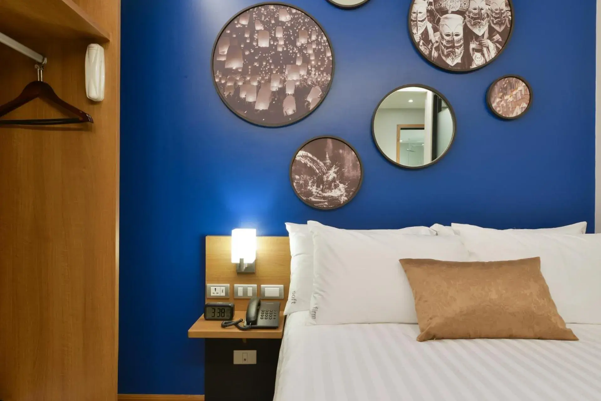 Bed in Aspira One Sutthisan Bed in Aspira One Sutthisan