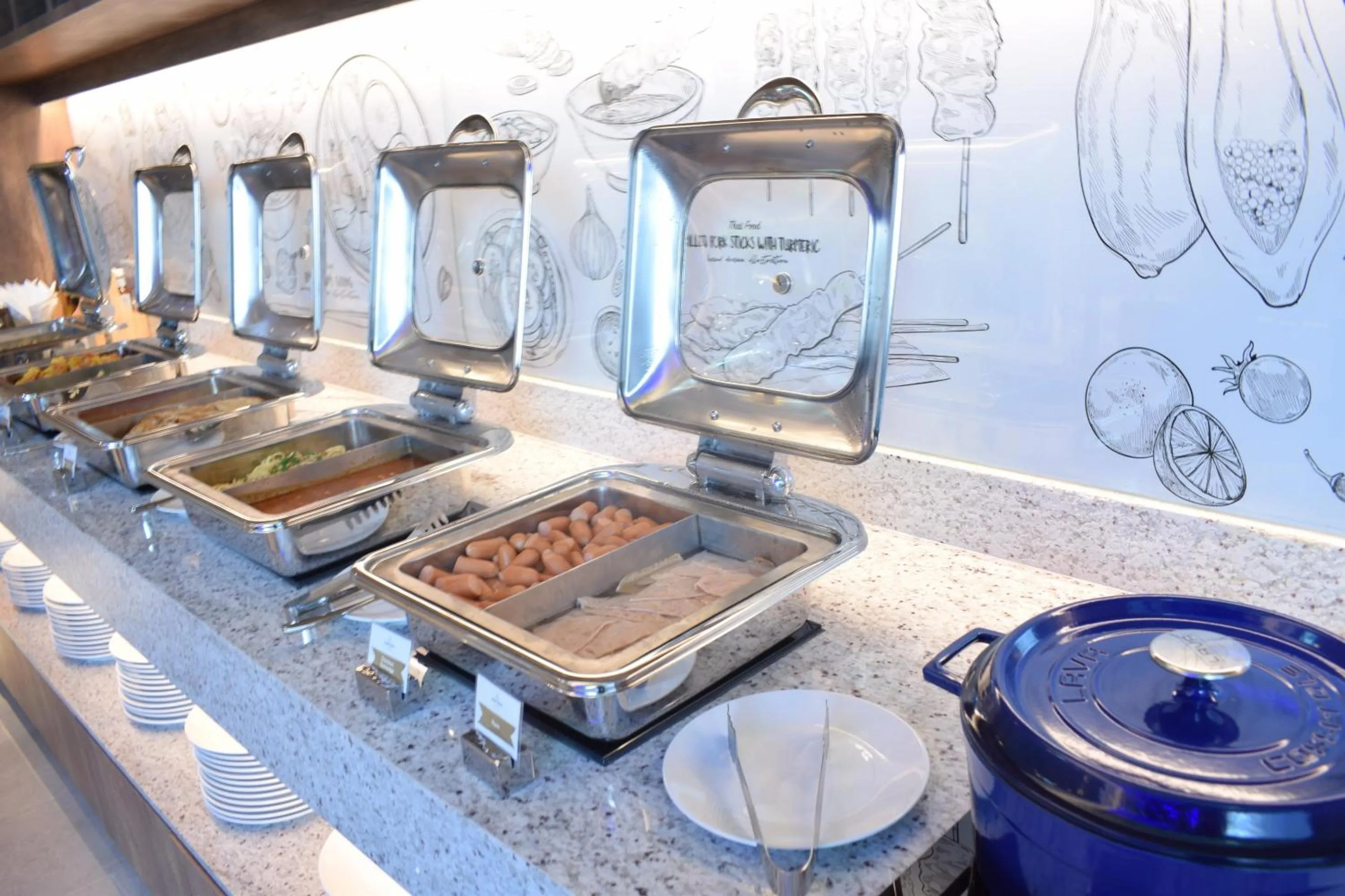 Buffet breakfast in Aspira One Sutthisan