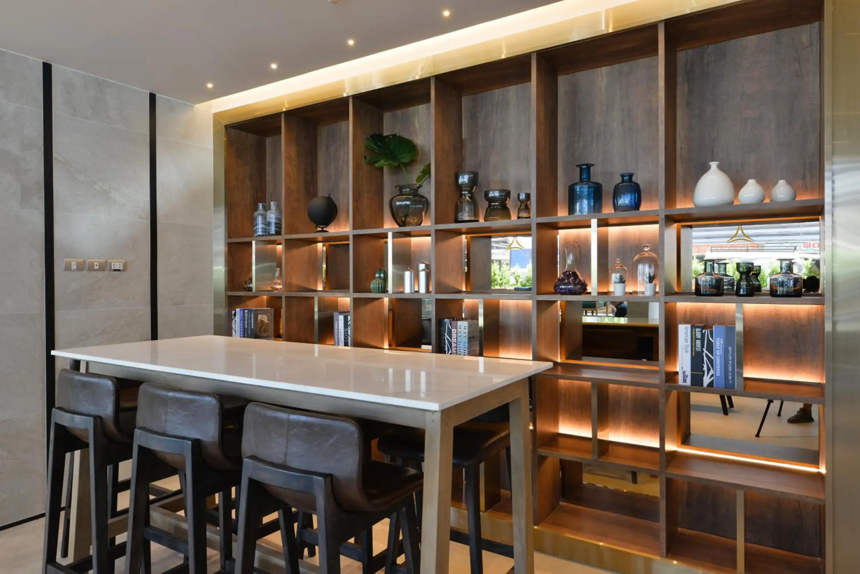 Restaurant/places to eat in Aspira One Sutthisan Restaurant/places to eat in Aspira One Sutthisan