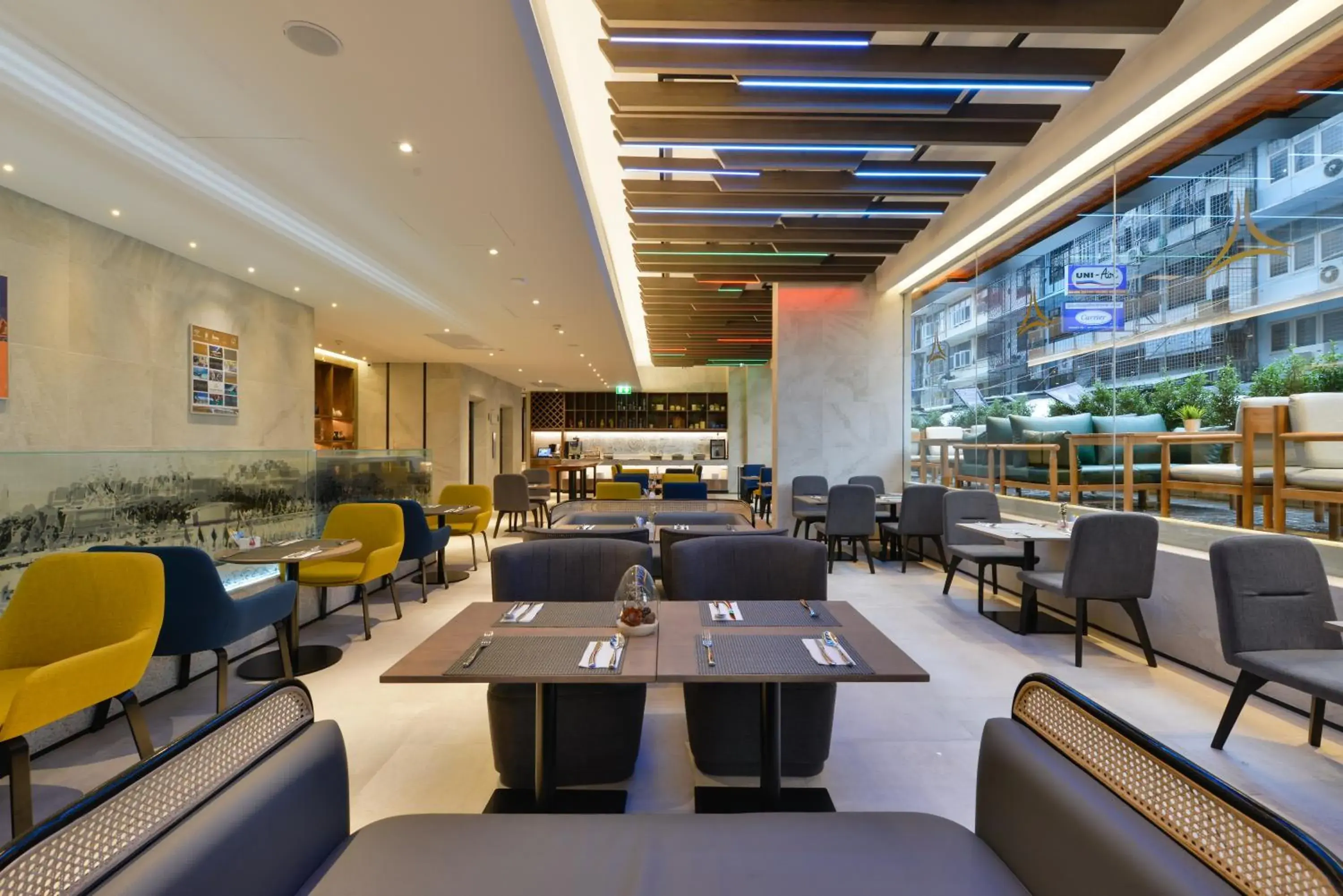 Restaurant/places to eat in Aspira One Sutthisan Restaurant/places to eat in Aspira One Sutthisan