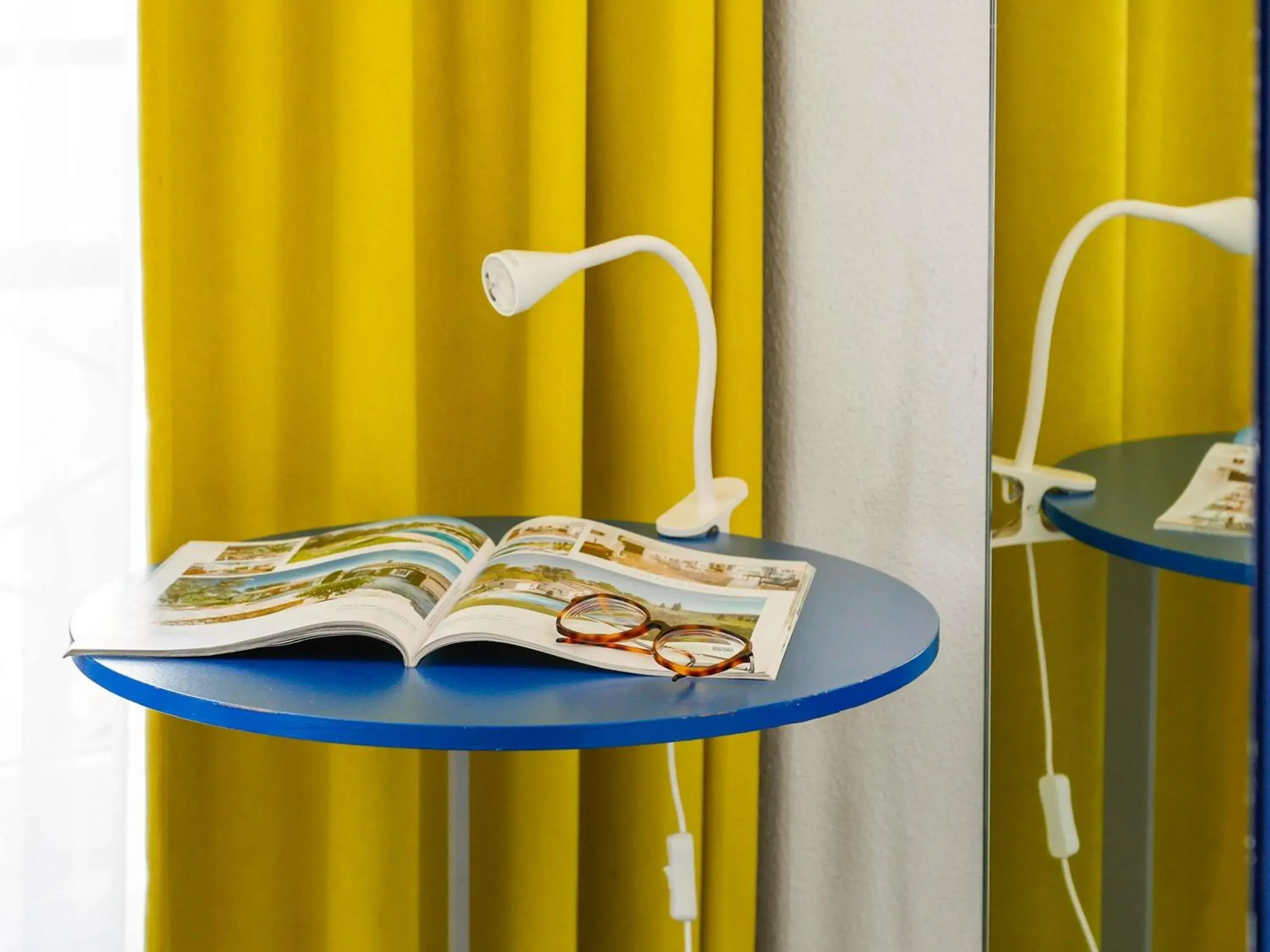 Bedroom in ibis Styles Paris République Le Marais Bedroom in ibis Styles Paris République Le Marais