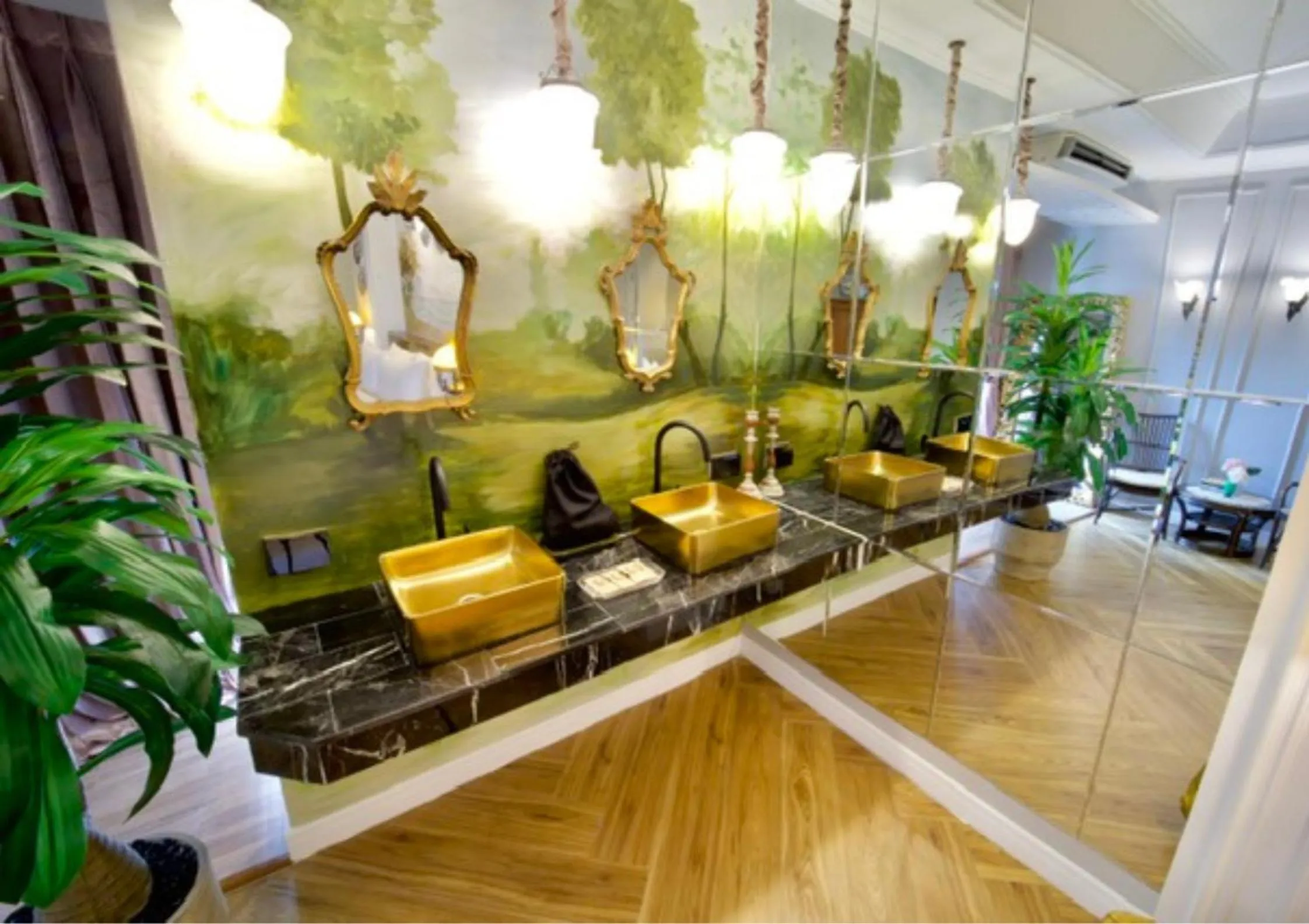 Photo of the whole room in Yuu Hotel Ubon Ratchathani